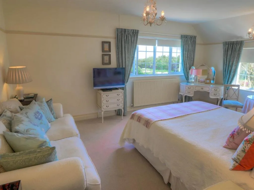 Bedroom, Bed in Higher Faugan Parc