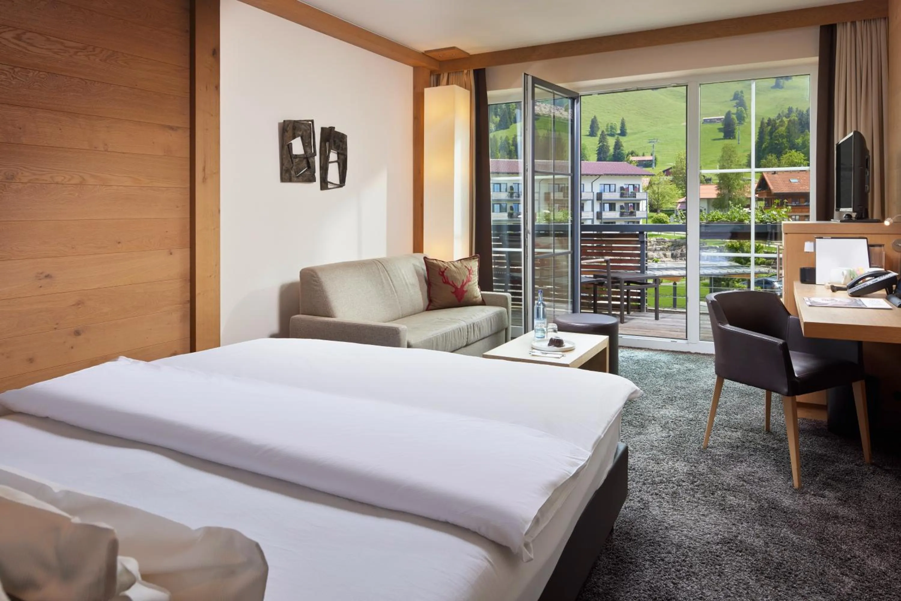 Bed in Panoramahotel Oberjoch