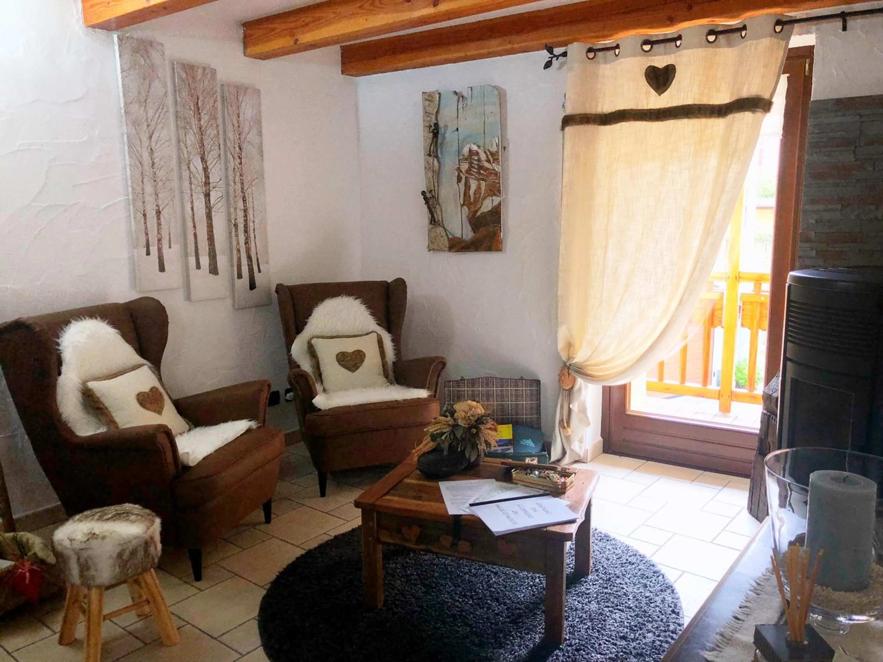 Seating area in La Chambre des Rêves