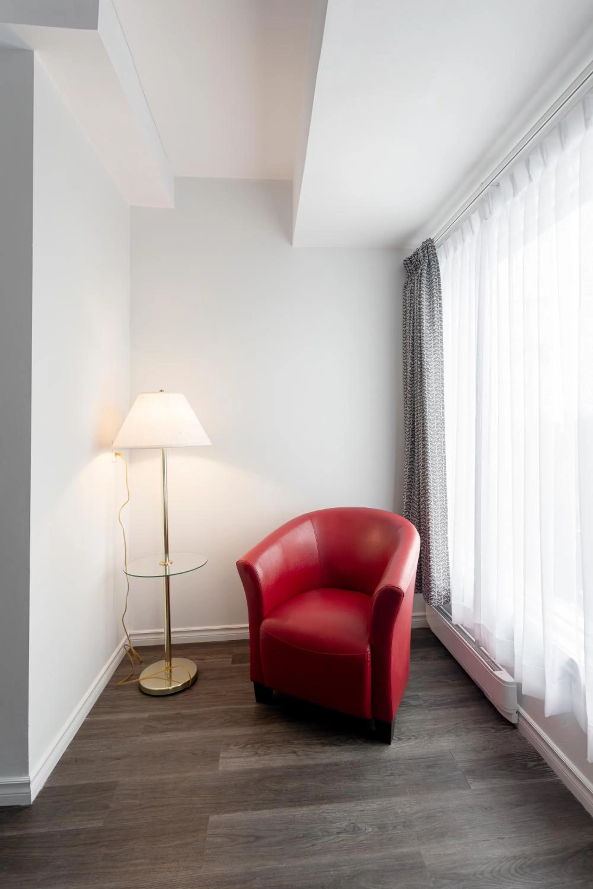 Seating area in Travelodge by Wyndham Rigaud