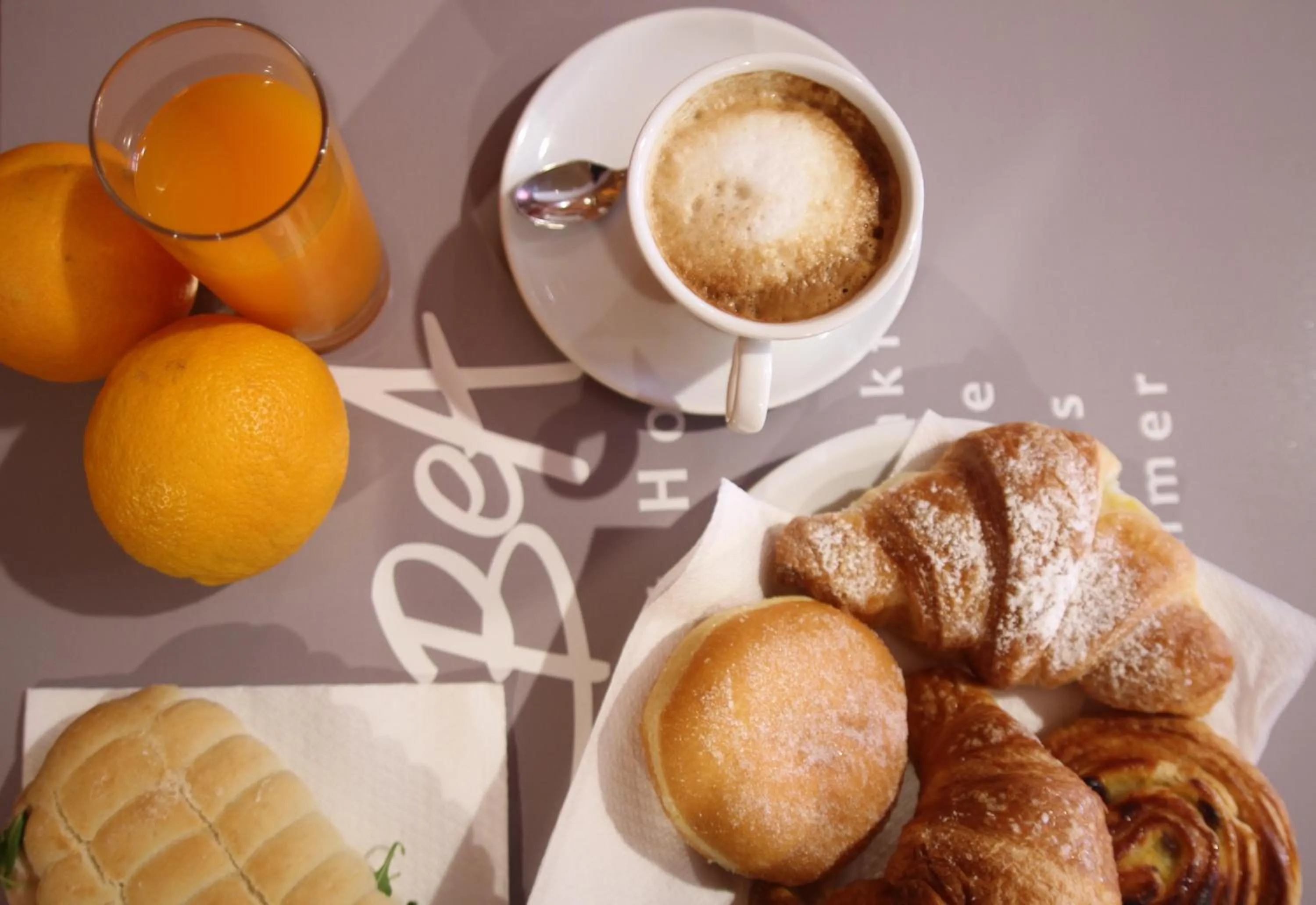Breakfast in BeA Guest House