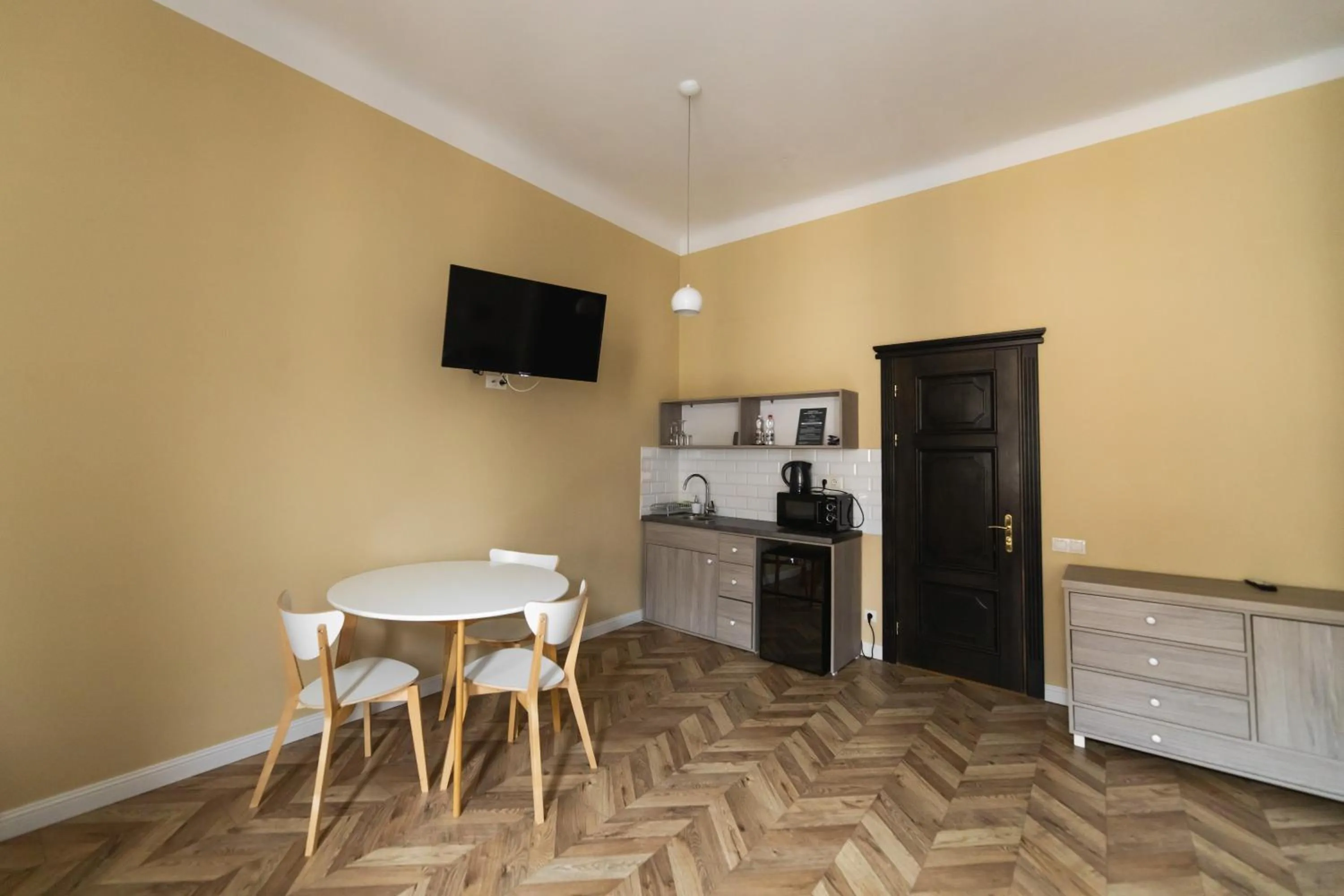 Apartments JustLvivIt at the Rynok Square