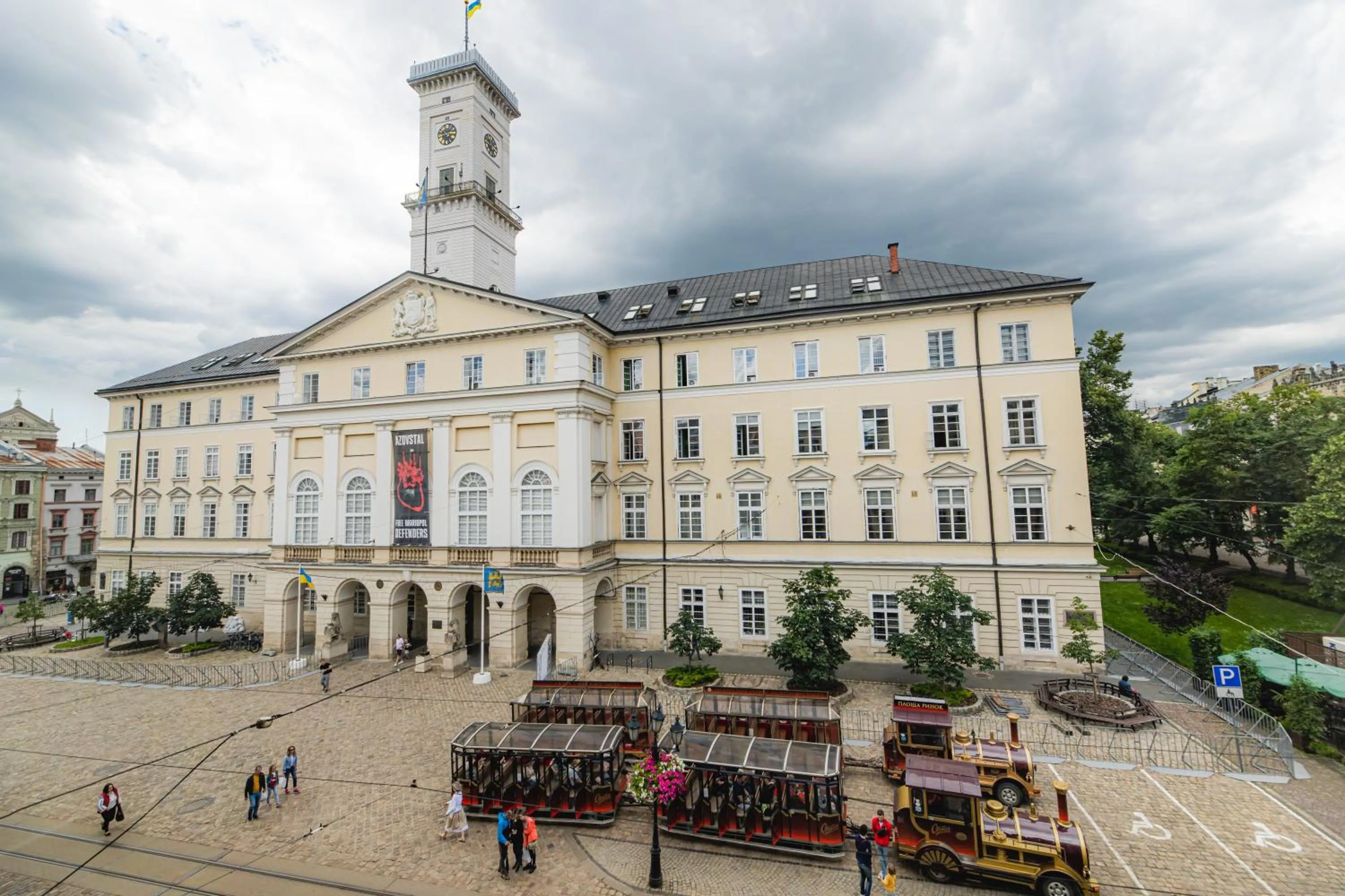 Apartments JustLvivIt at the Rynok Square