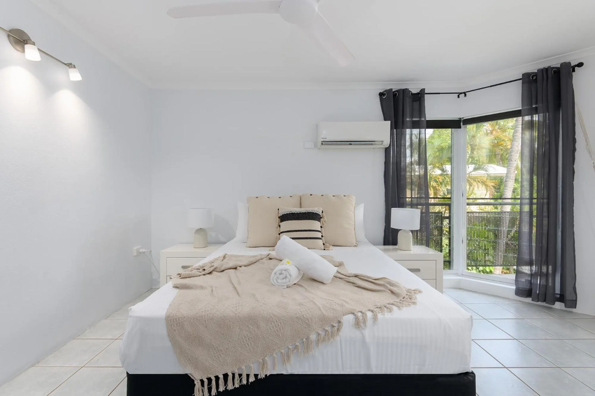 Bed in Marina Terraces Port Douglas