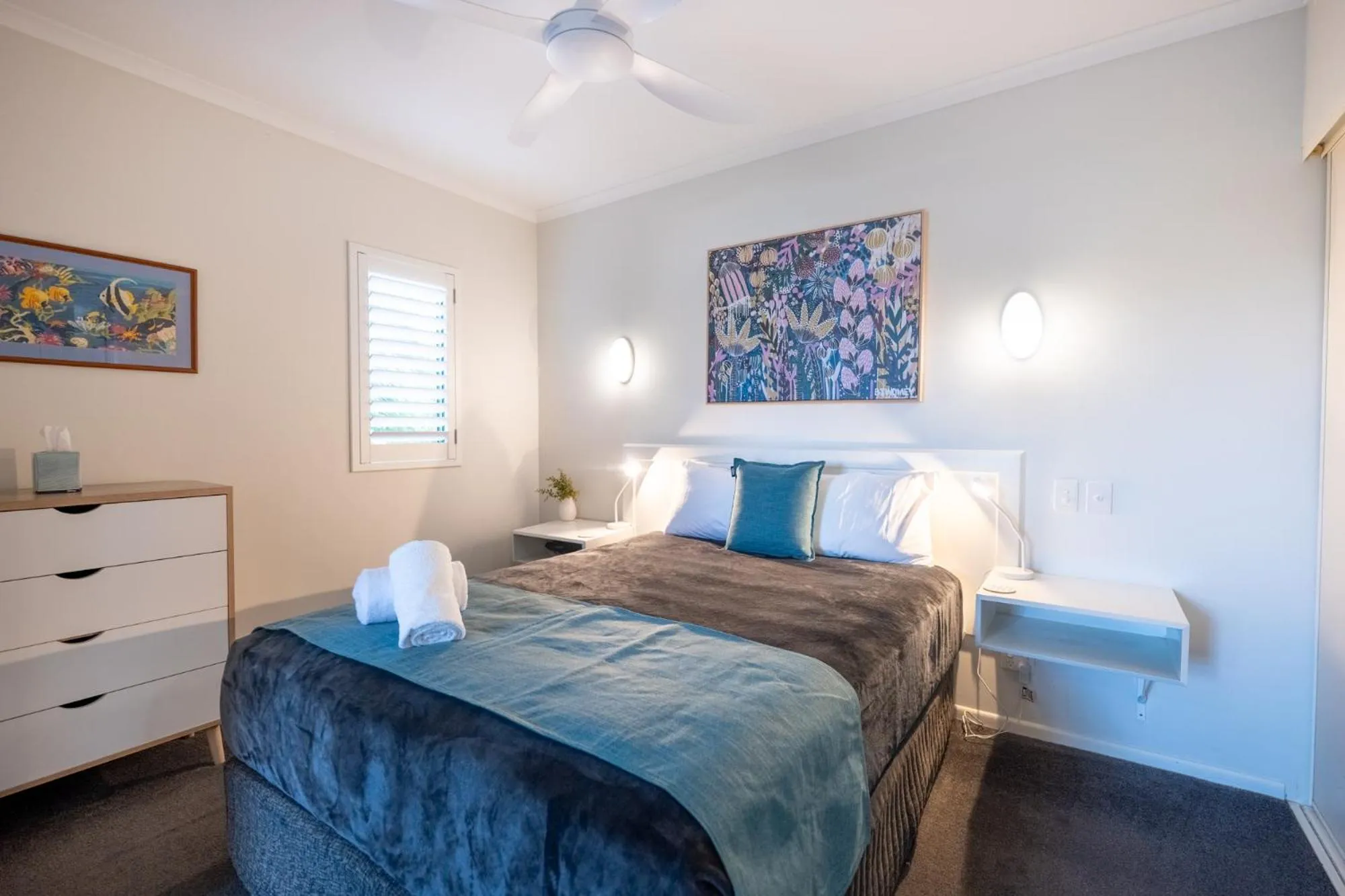 Bed in Noosa River Sandy Shores