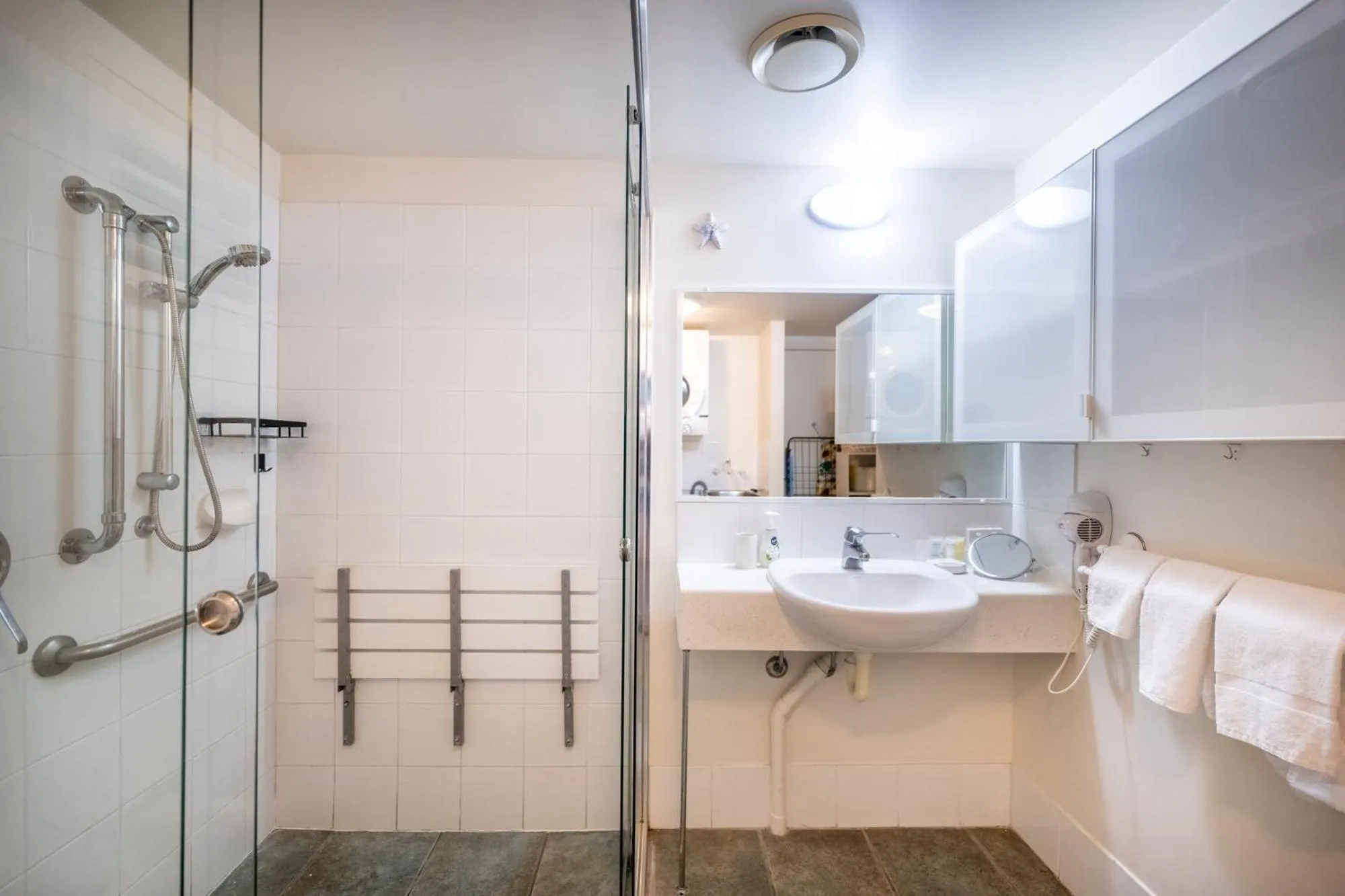 Shower in Noosa River Sandy Shores