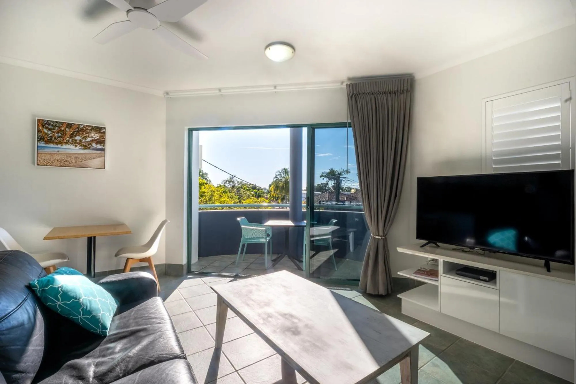 TV and multimedia in Noosa River Sandy Shores