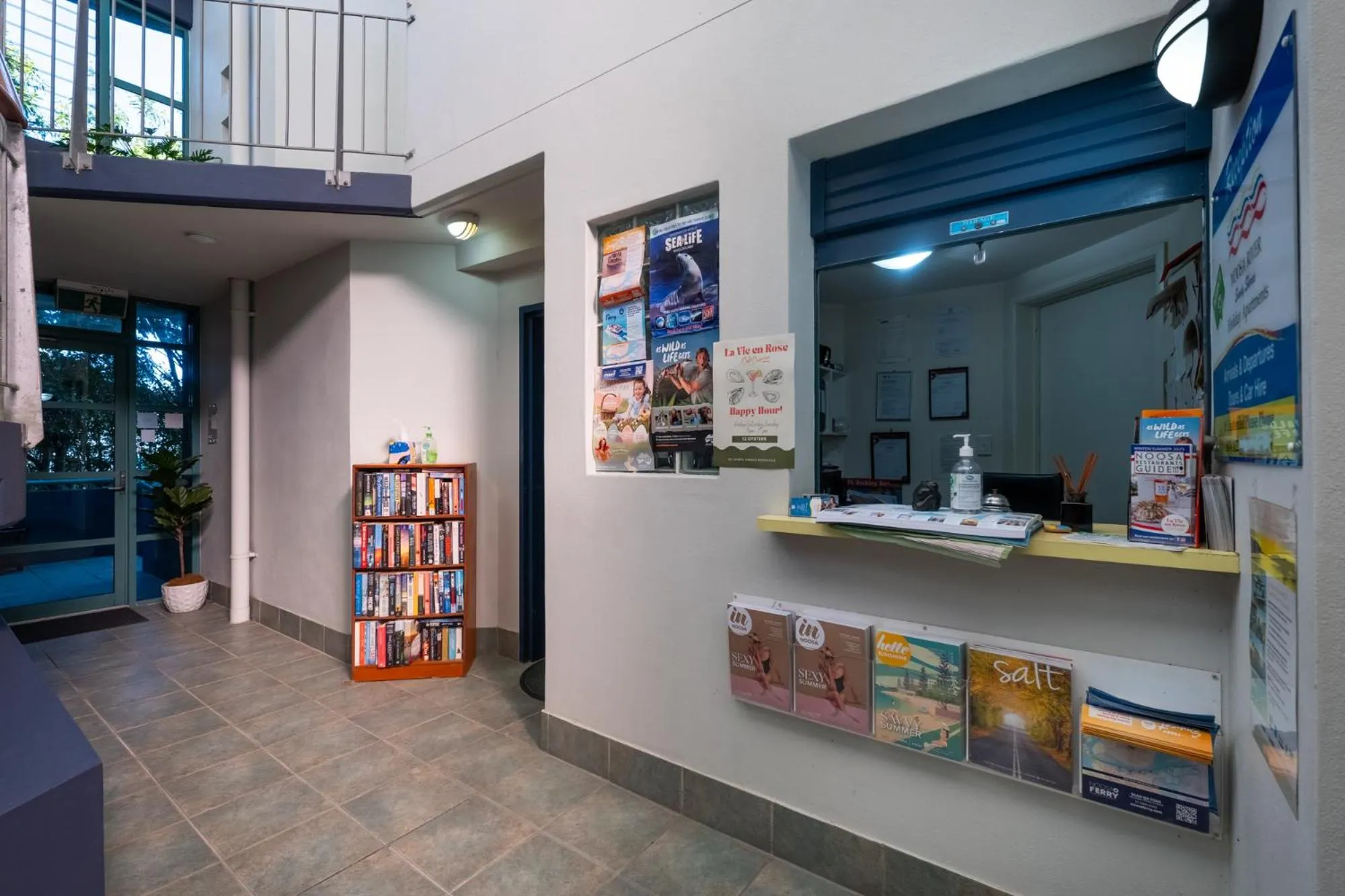 Library in Noosa River Sandy Shores