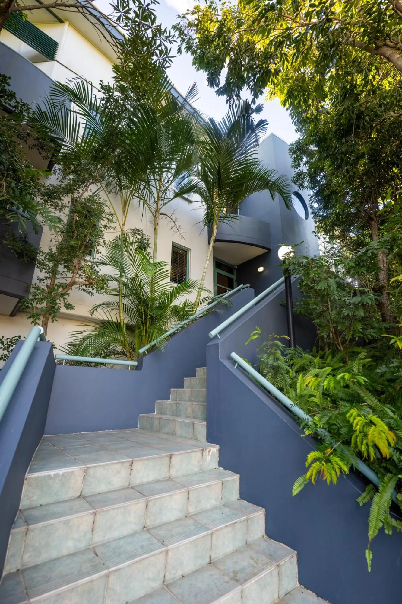 Property building in Noosa River Sandy Shores