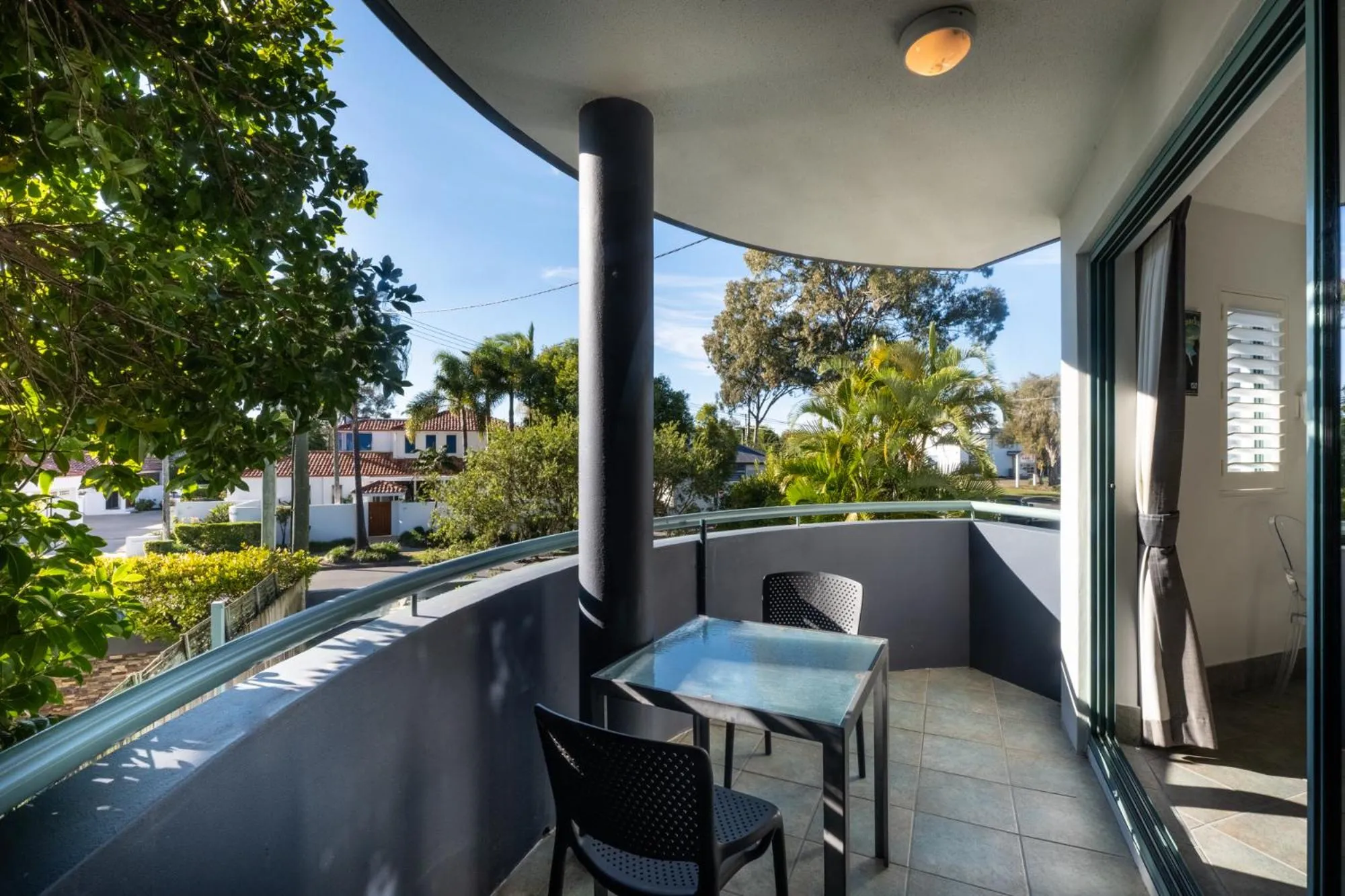 Garden in Noosa River Sandy Shores