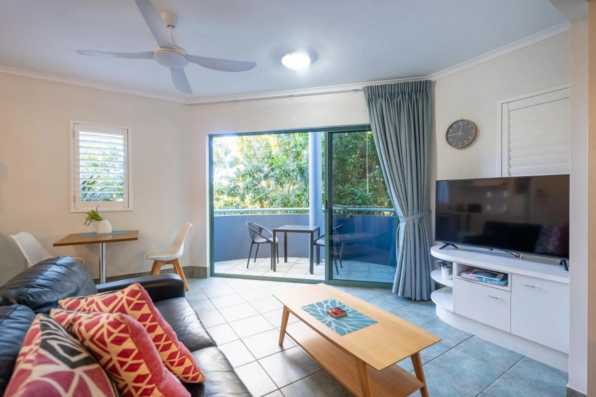 TV and multimedia in Noosa River Sandy Shores