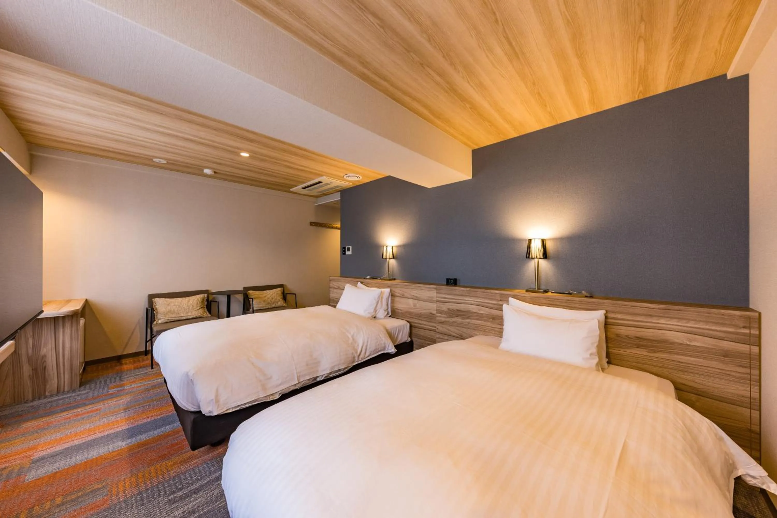 Bed in Fukuoka Toei Hotel