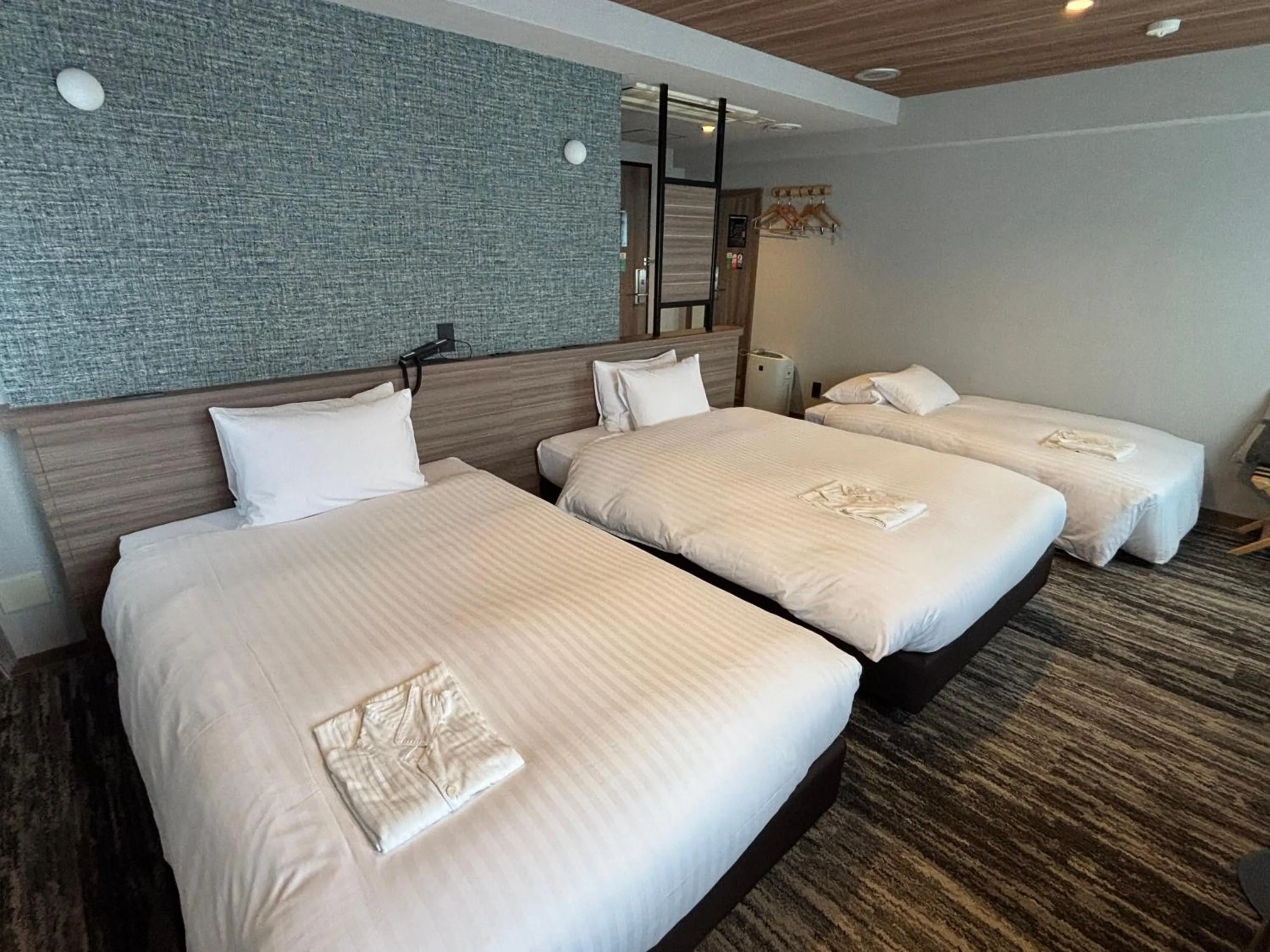 Bed in Fukuoka Toei Hotel