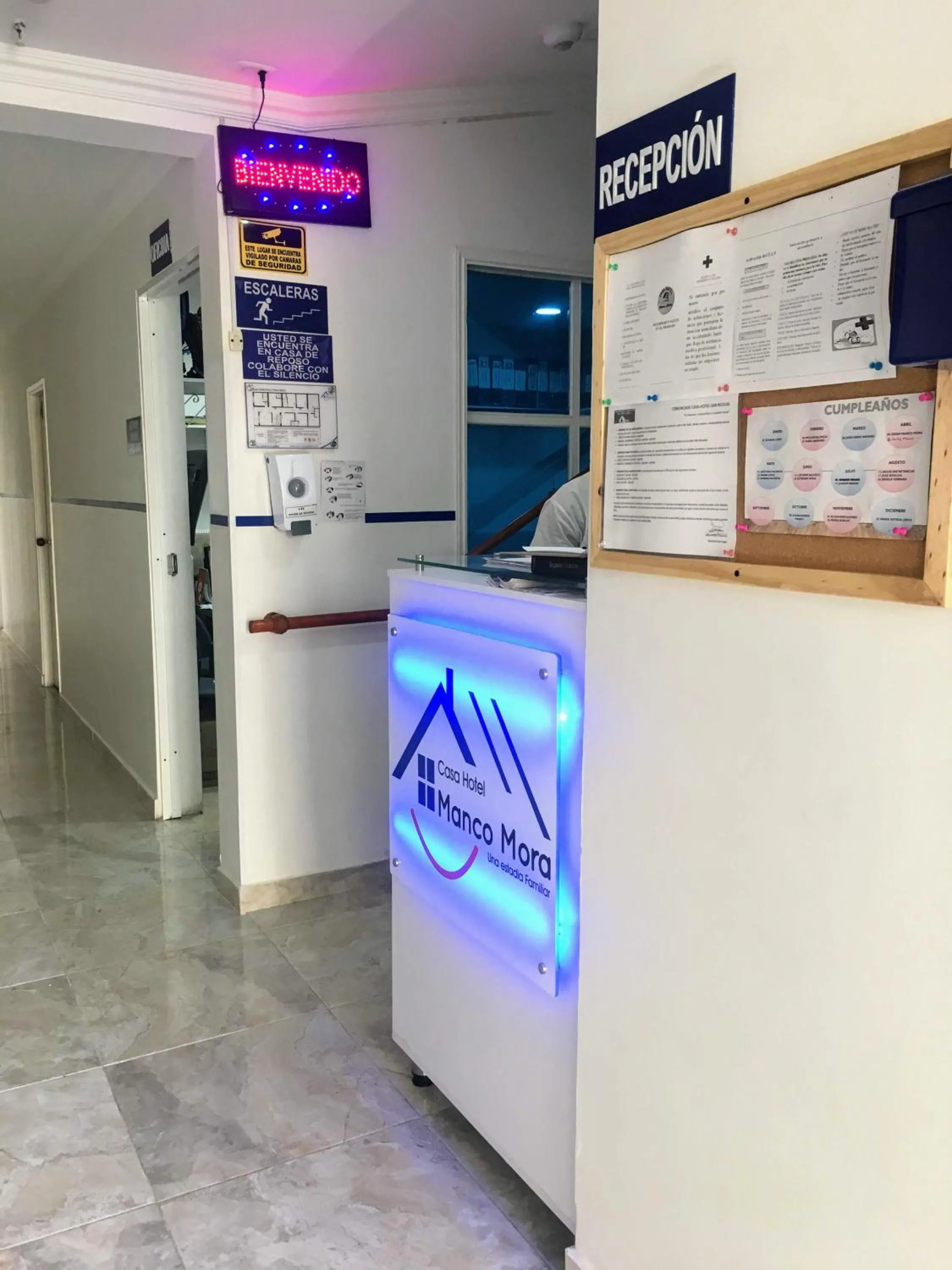 Lobby or reception in Casa Hotel Manco Mora