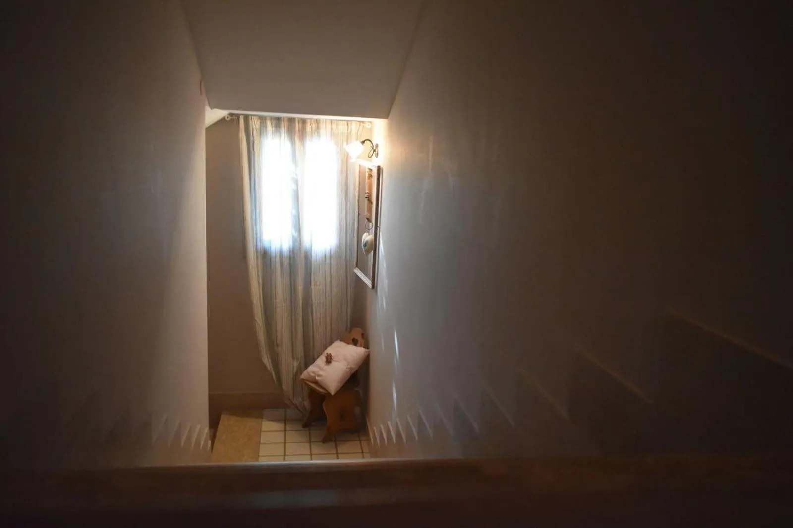 Decorative detail in Decri resort