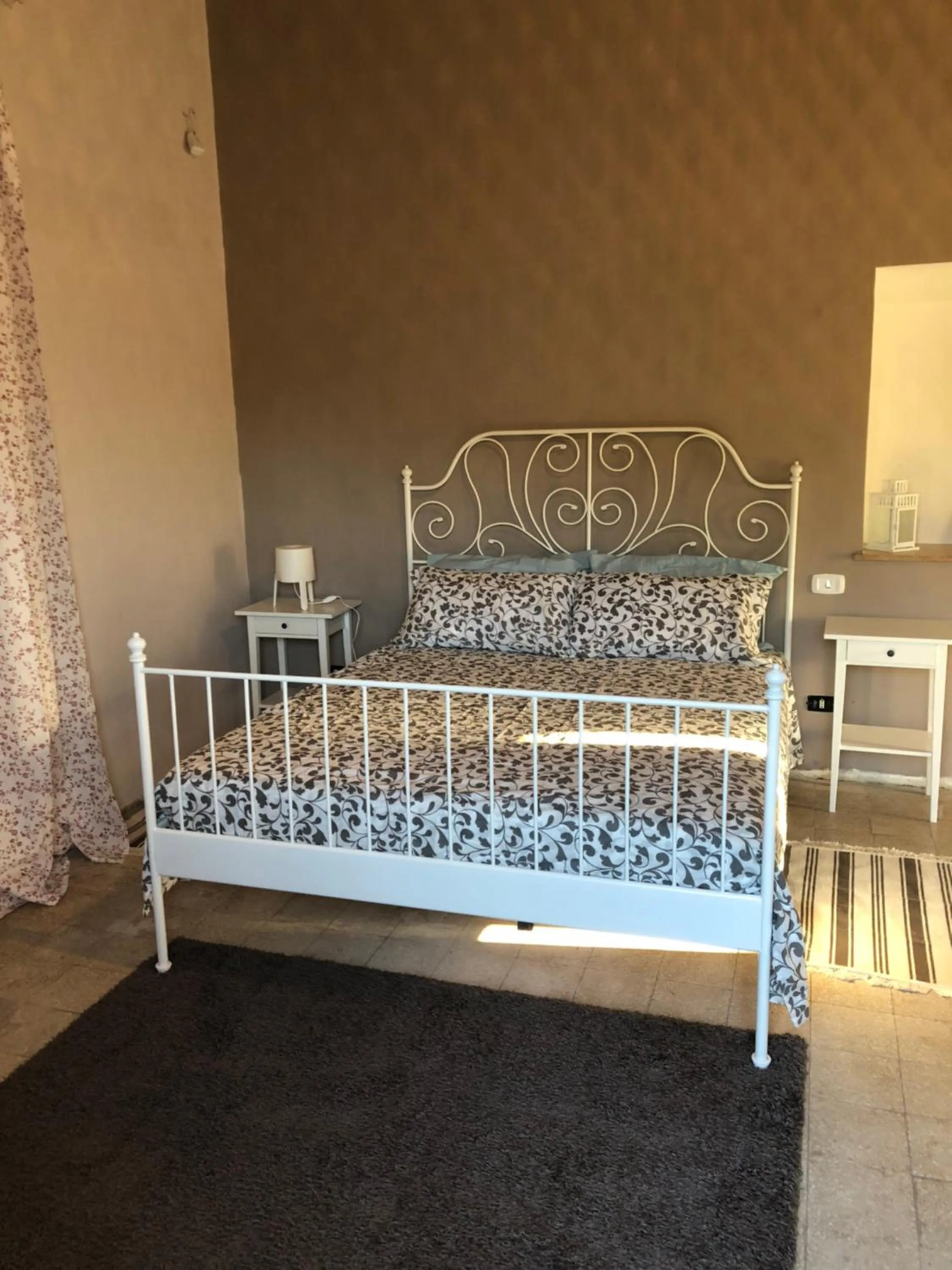 Bedroom, Bed in Decri resort