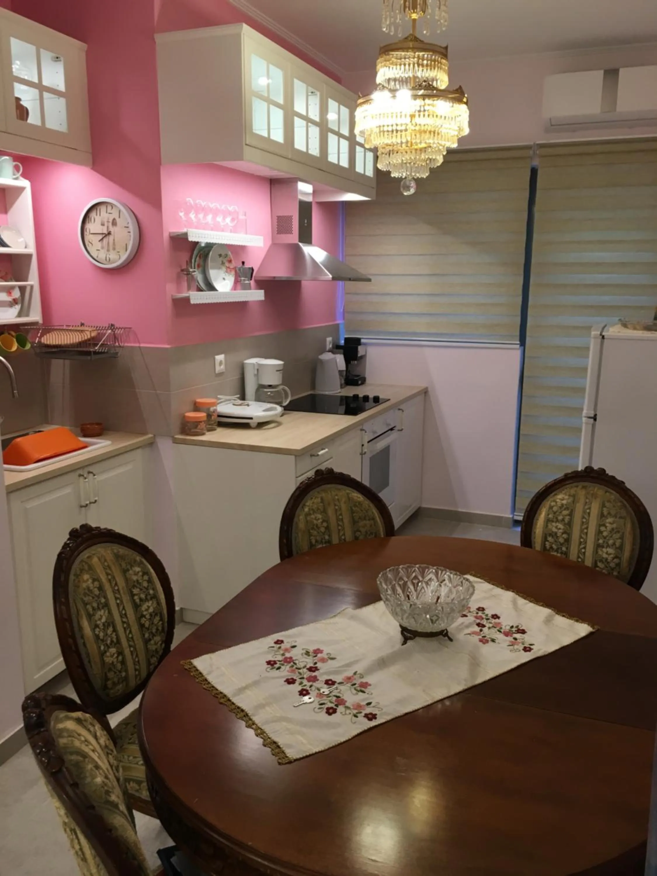 Lovely Apartment in Athens