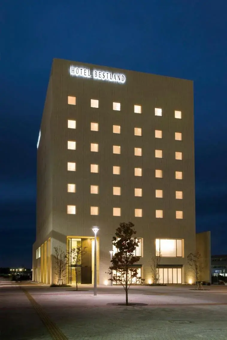 Property building in Hotel Bestland Property building in Hotel Bestland