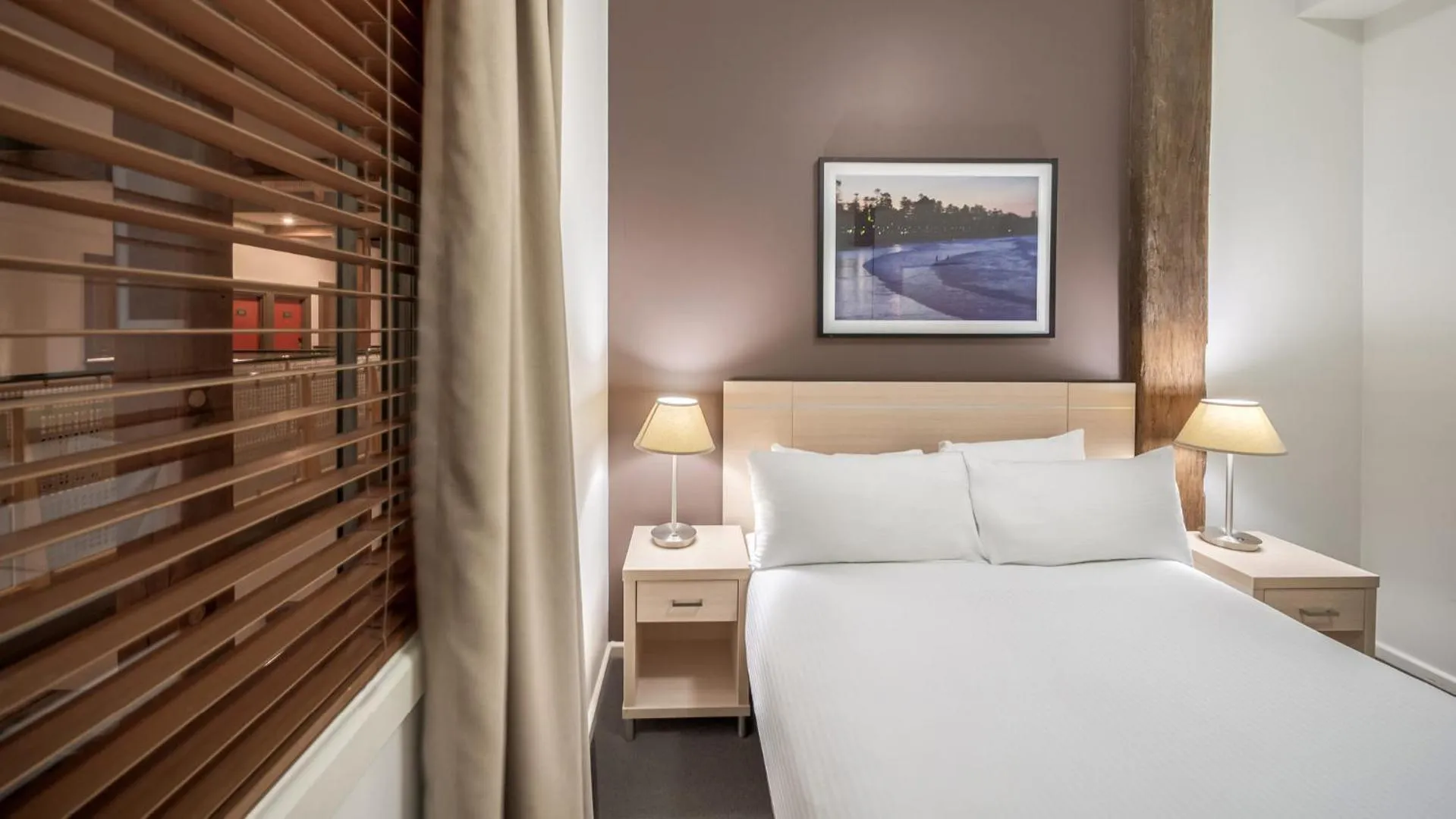 Bed in Oaks Sydney Goldsbrough Suites