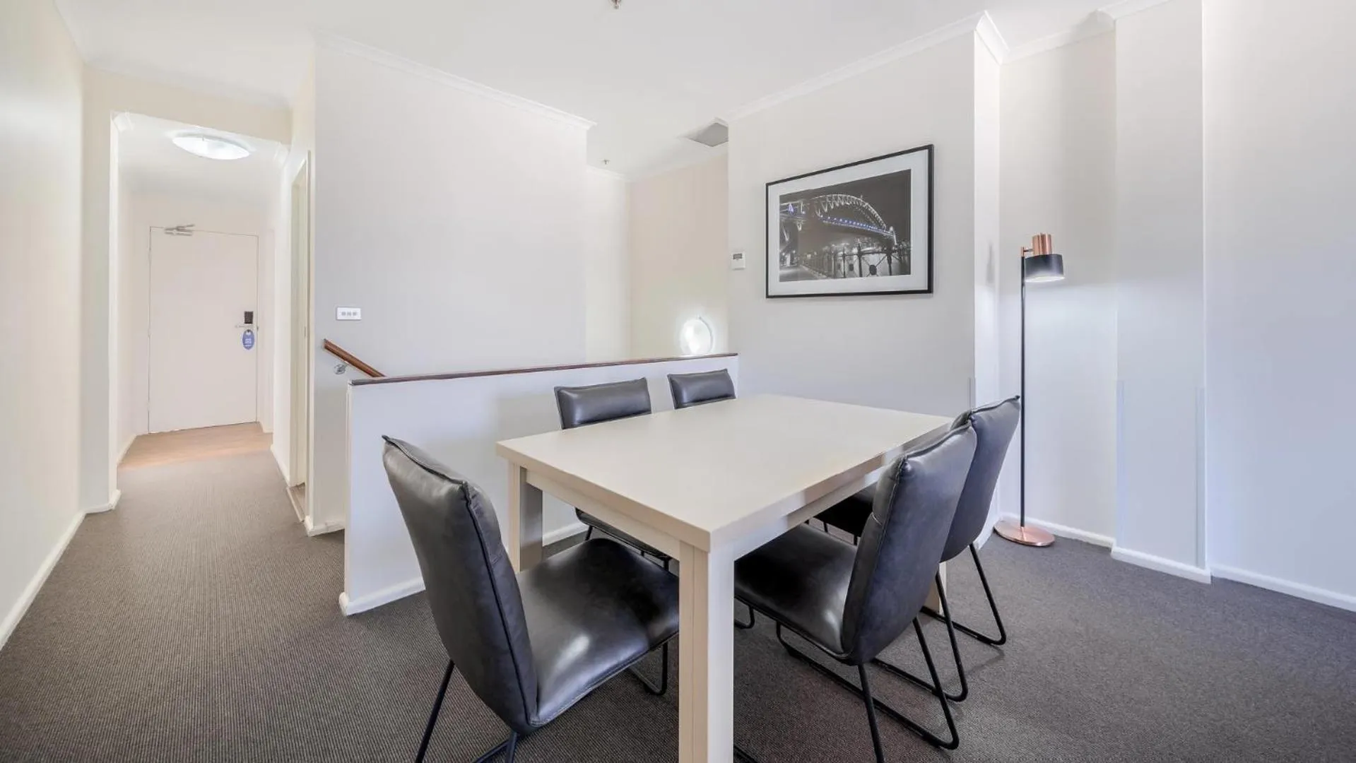 Dining area in Oaks Sydney Goldsbrough Suites