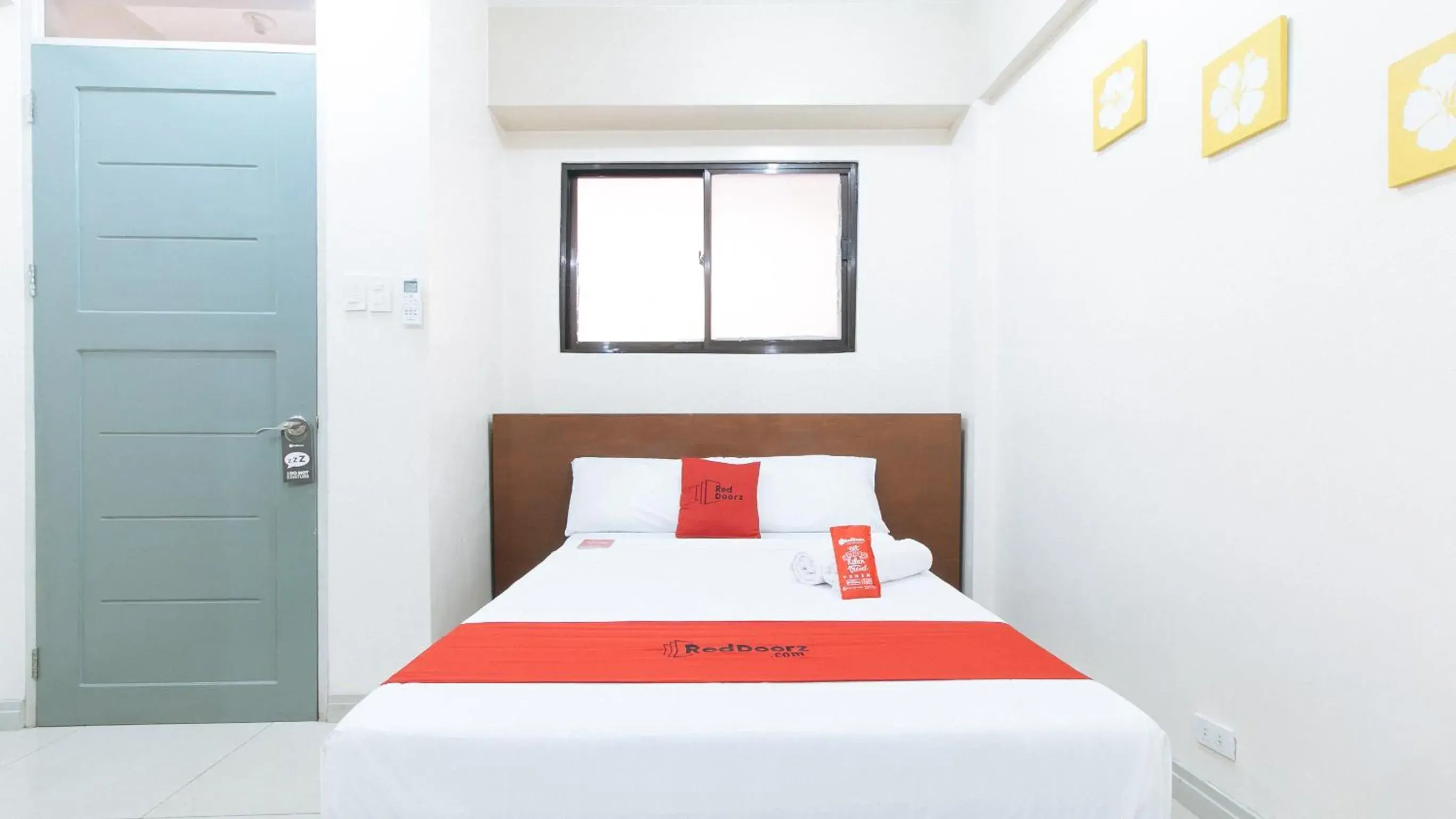 Bedroom, Bed in RedDoorz near Pasay Taft Bedroom, Bed in RedDoorz near Pasay Taft