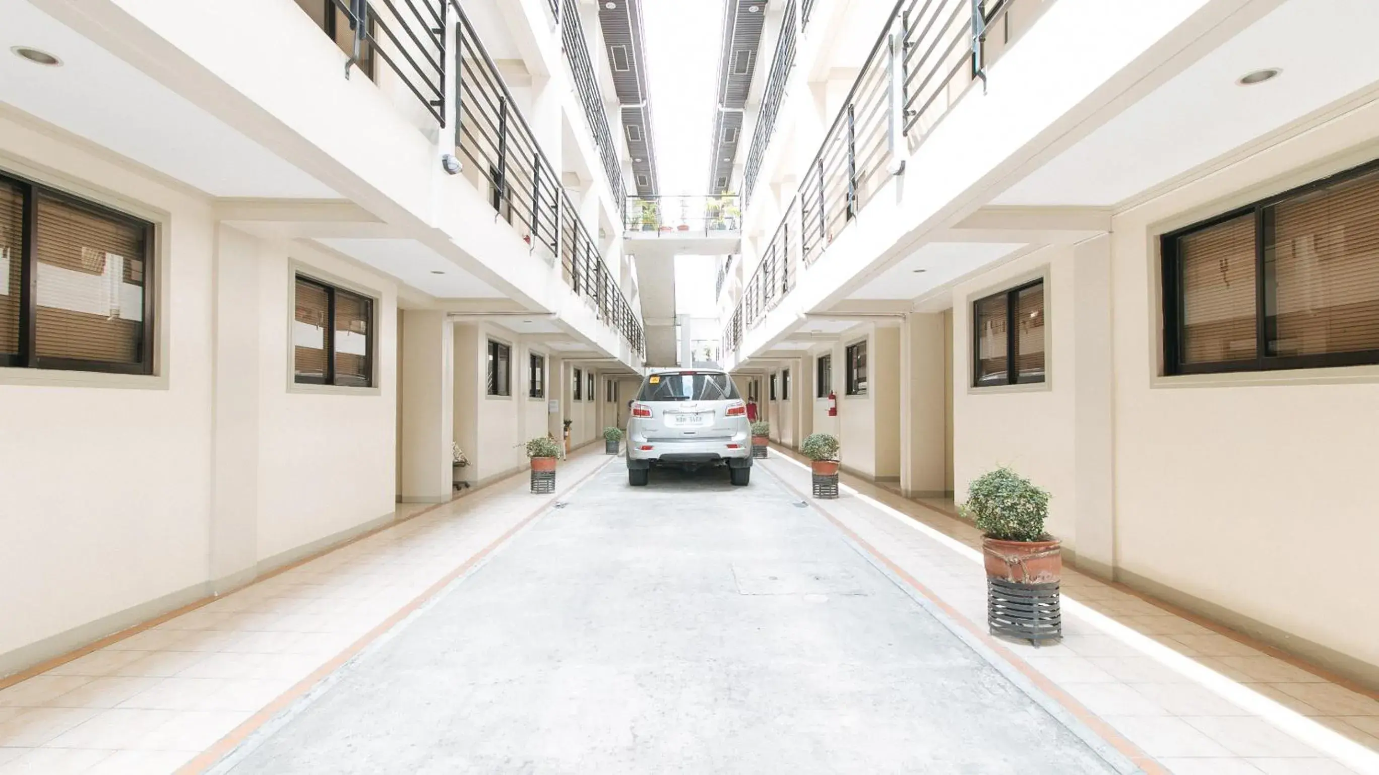 Property building in RedDoorz near Pasay Taft Property building in RedDoorz near Pasay Taft