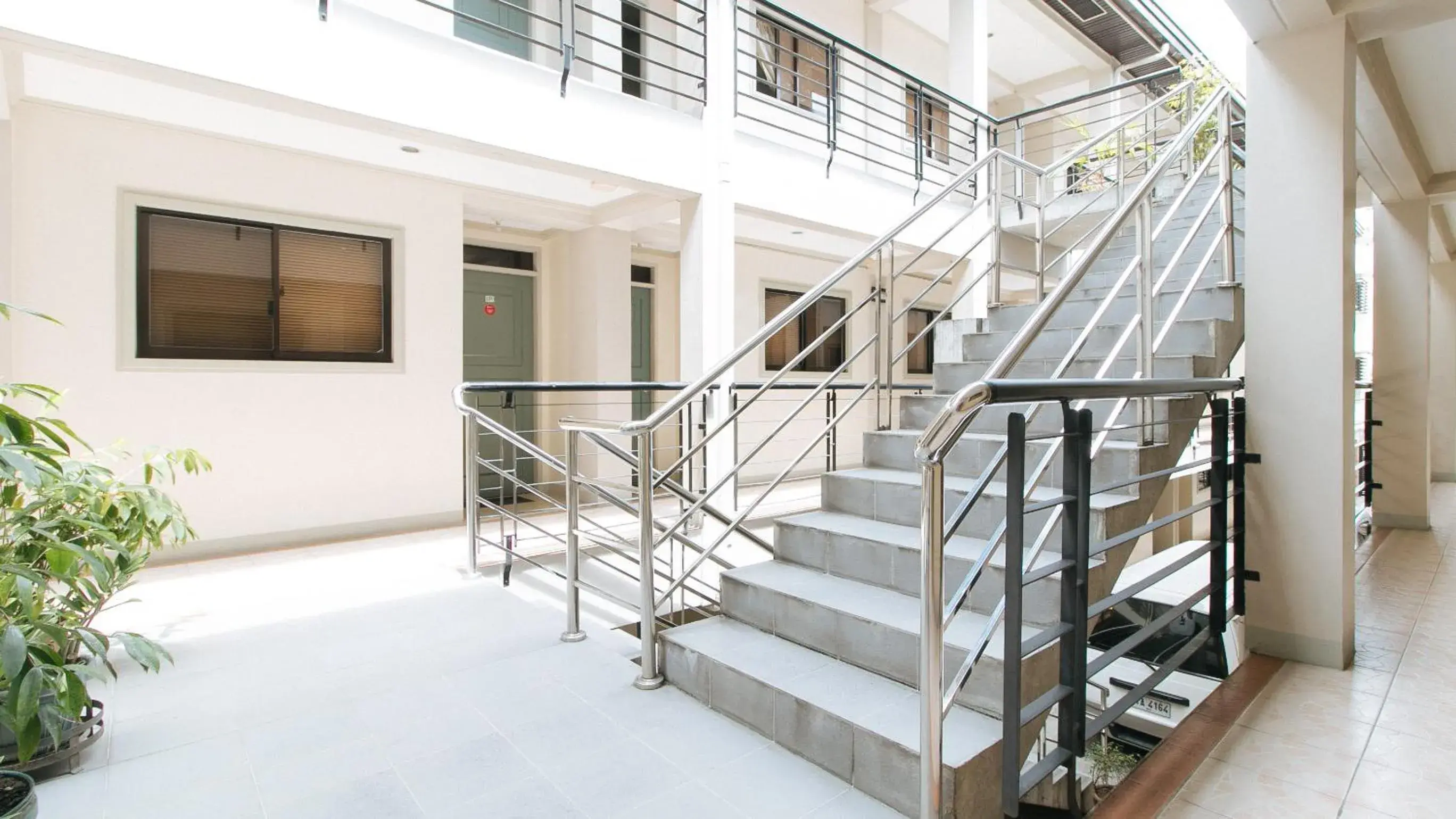 Property building in RedDoorz near Pasay Taft Property building in RedDoorz near Pasay Taft