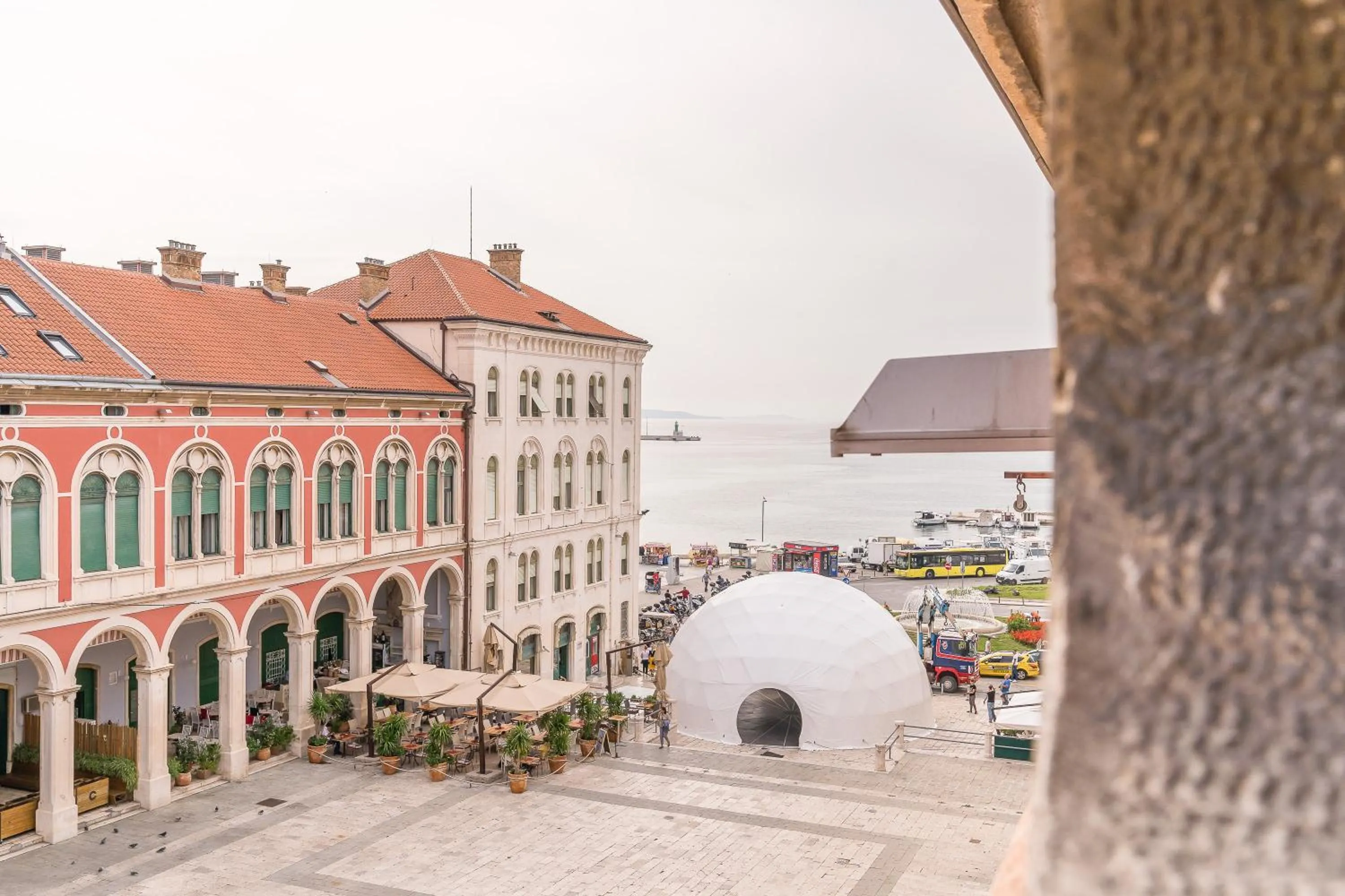 Nearby landmark in Loft at Republic Square
