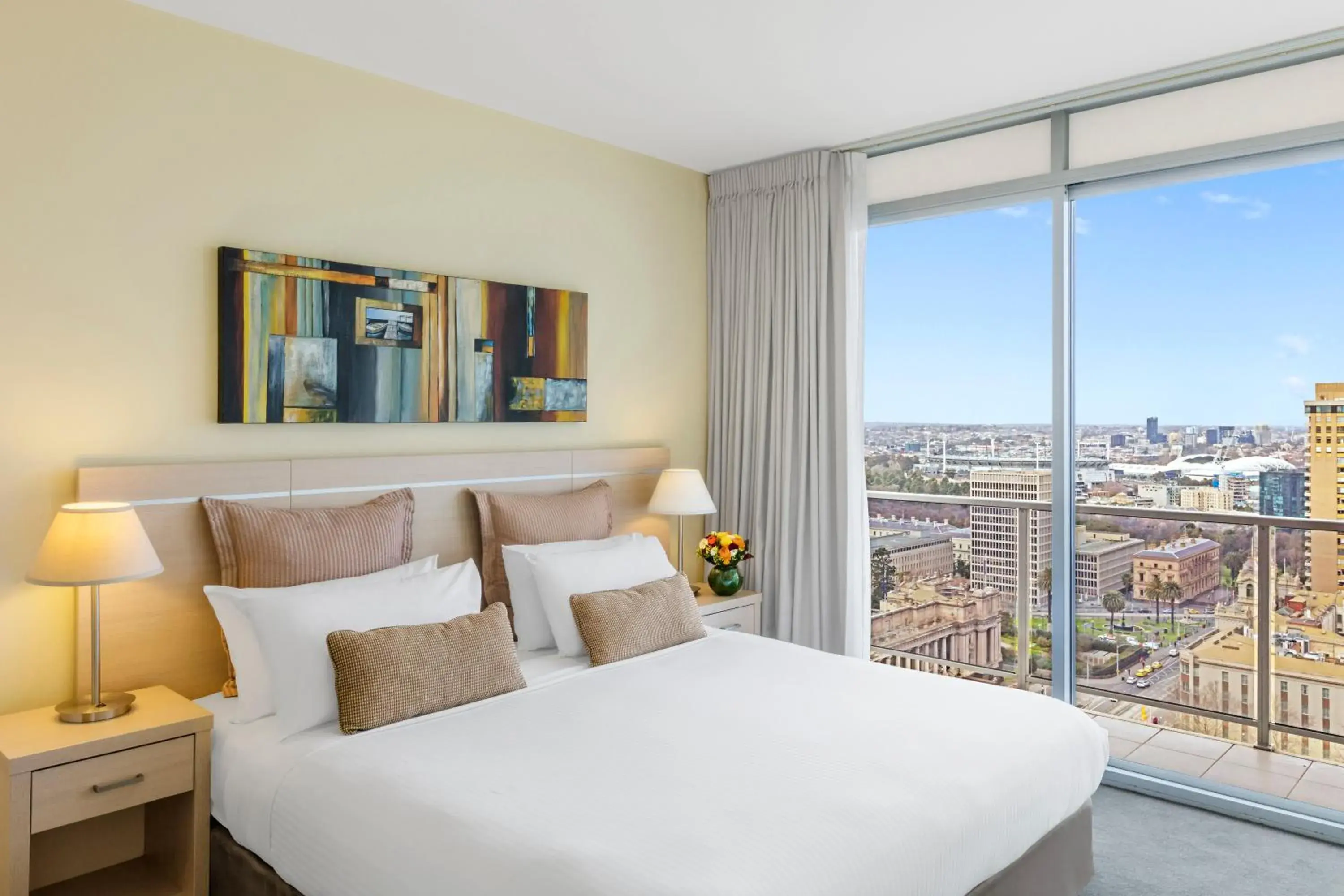 Bedroom, Bed in Oaks Melbourne on Lonsdale Suites Bedroom, Bed in Oaks Melbourne on Lonsdale Suites