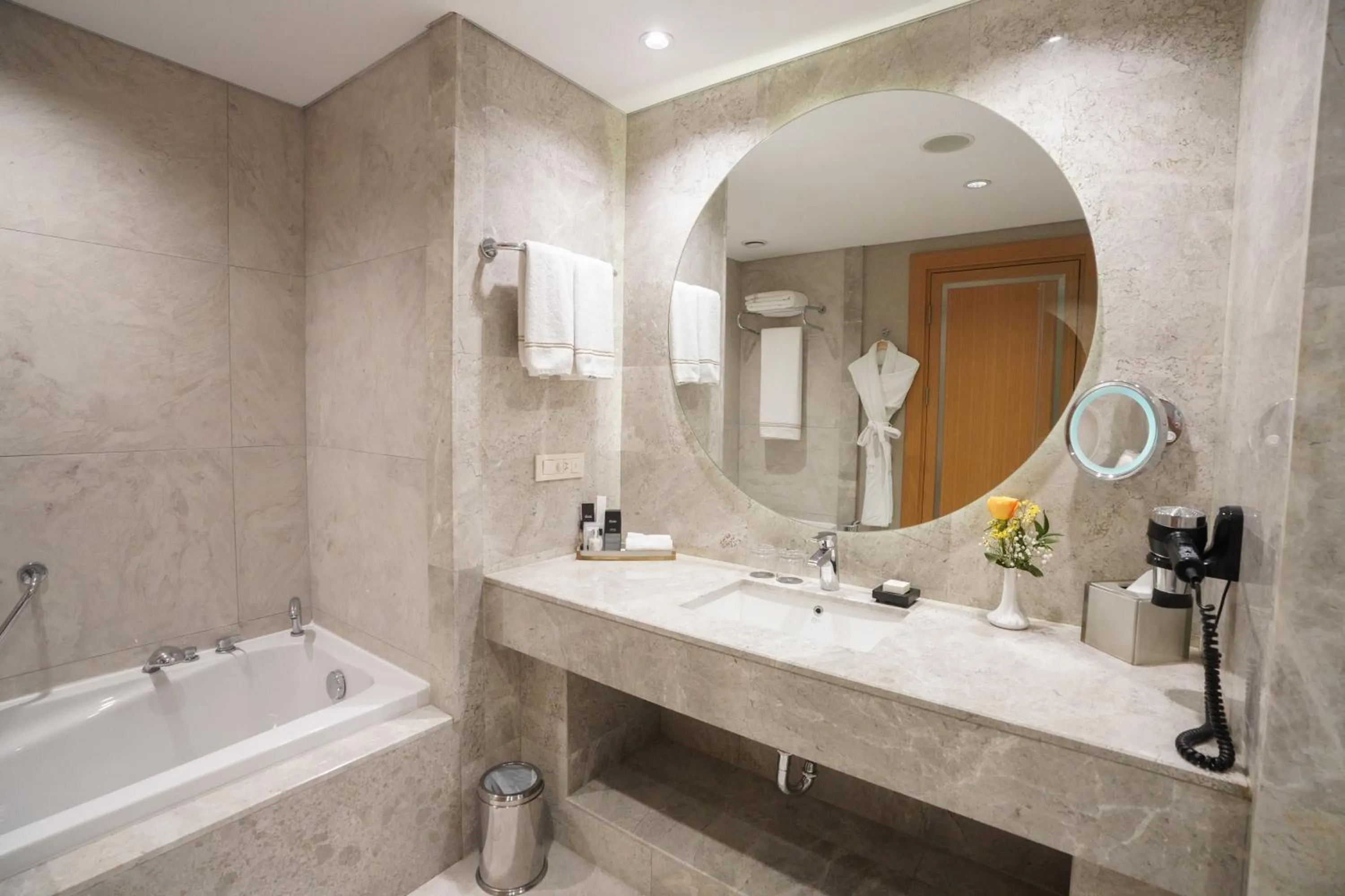 Shower in Divan Erbil Hotel