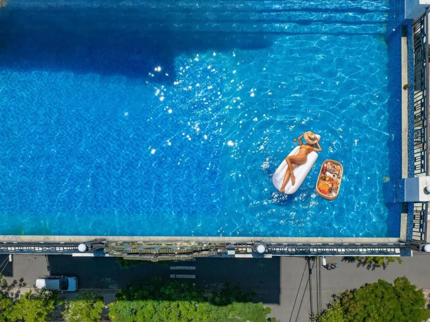 Swimming pool in Menora Grand Da Nang Swimming pool in Menora Grand Da Nang