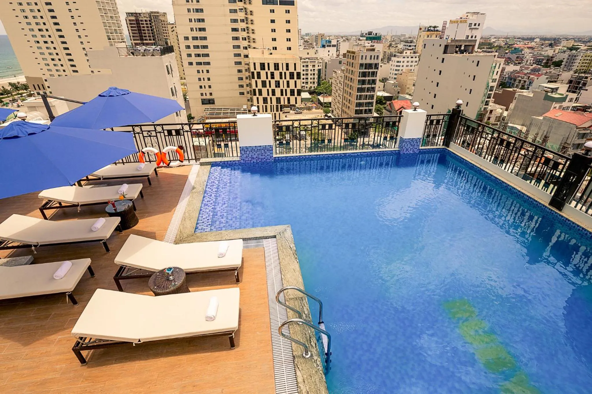 Pool view in Menora Grand Da Nang