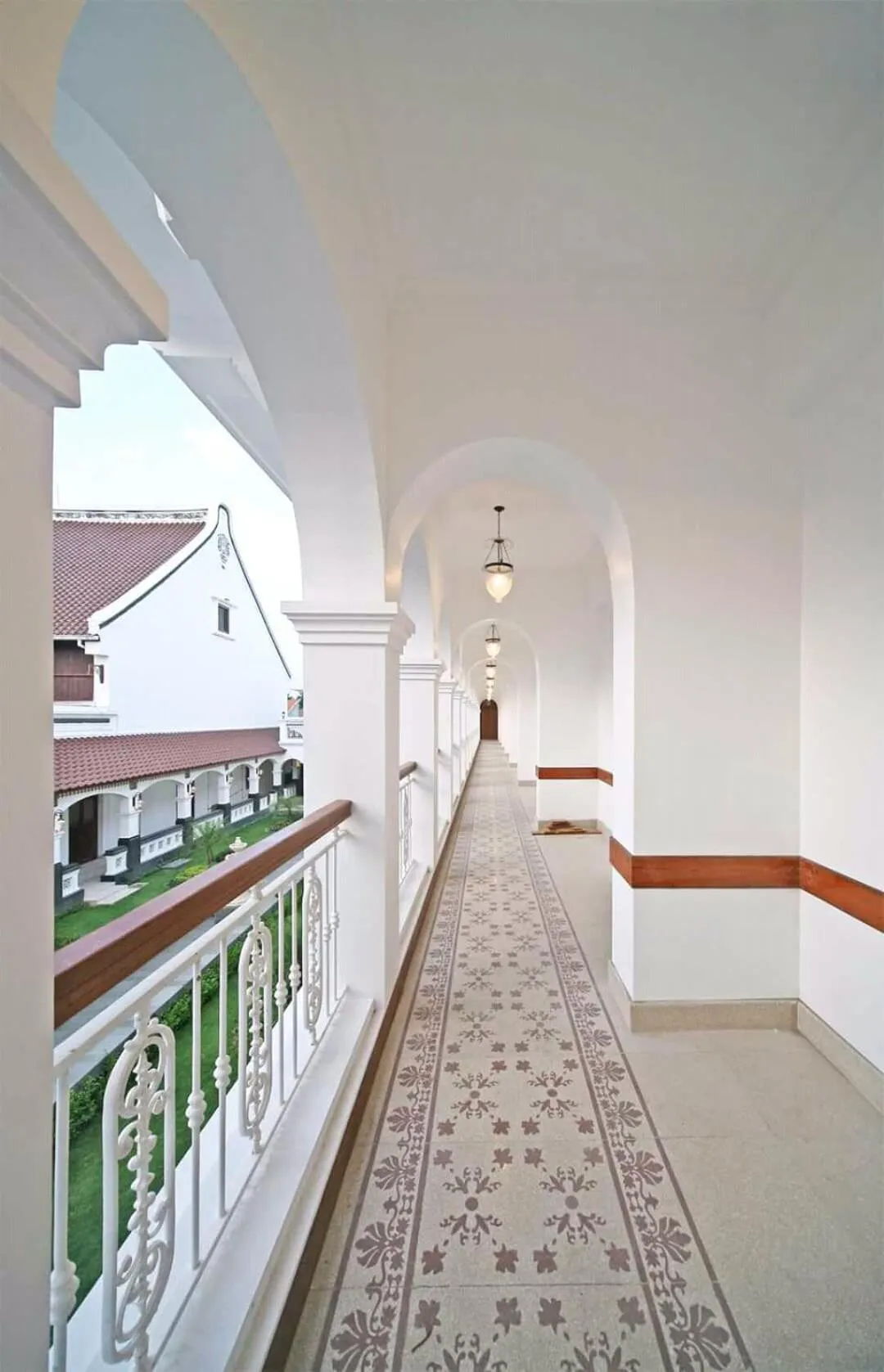 Day in Daroessalam Syariah Heritage Hotel