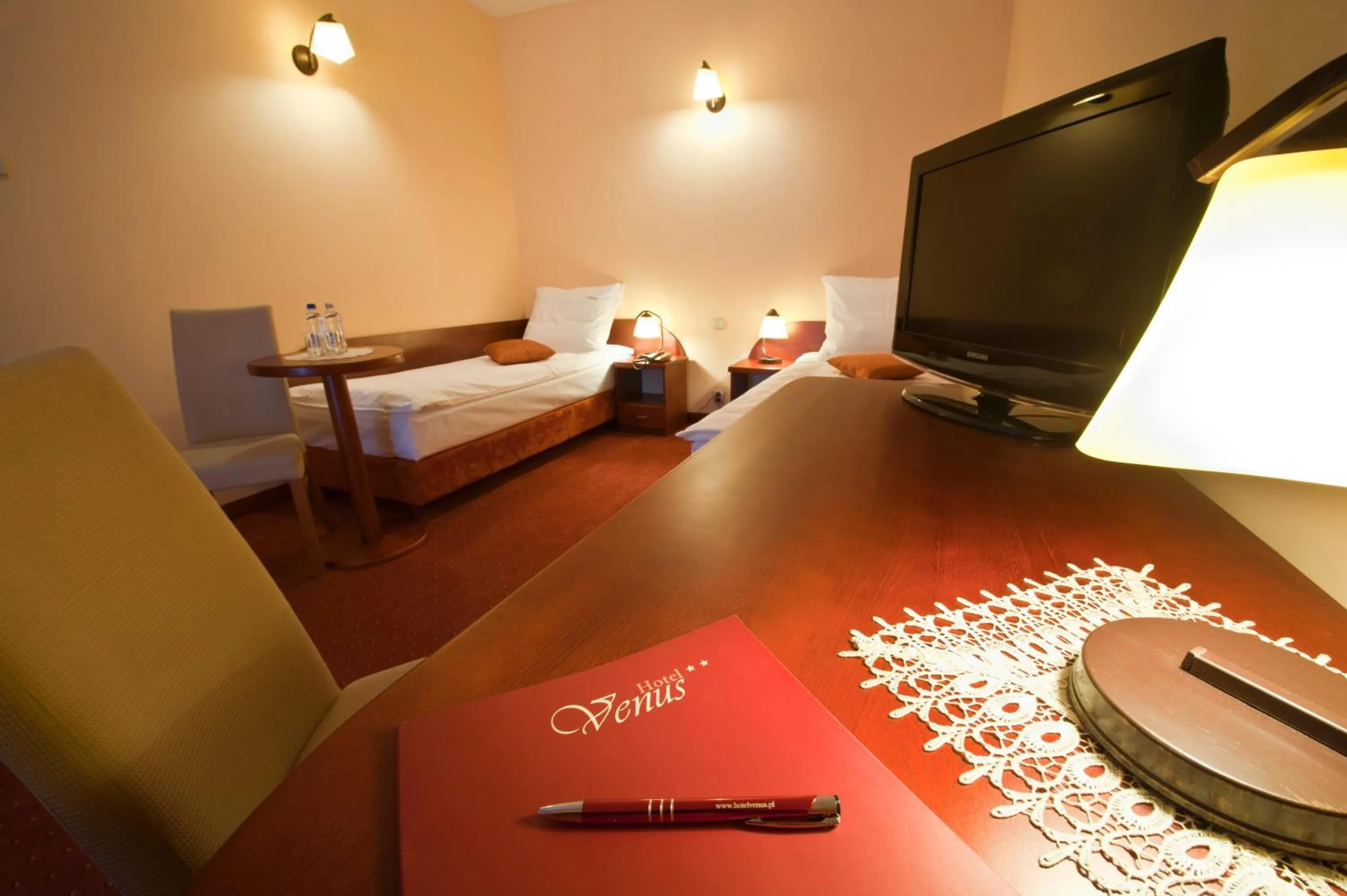 Photo of the whole room, Bed in Hotel Venus