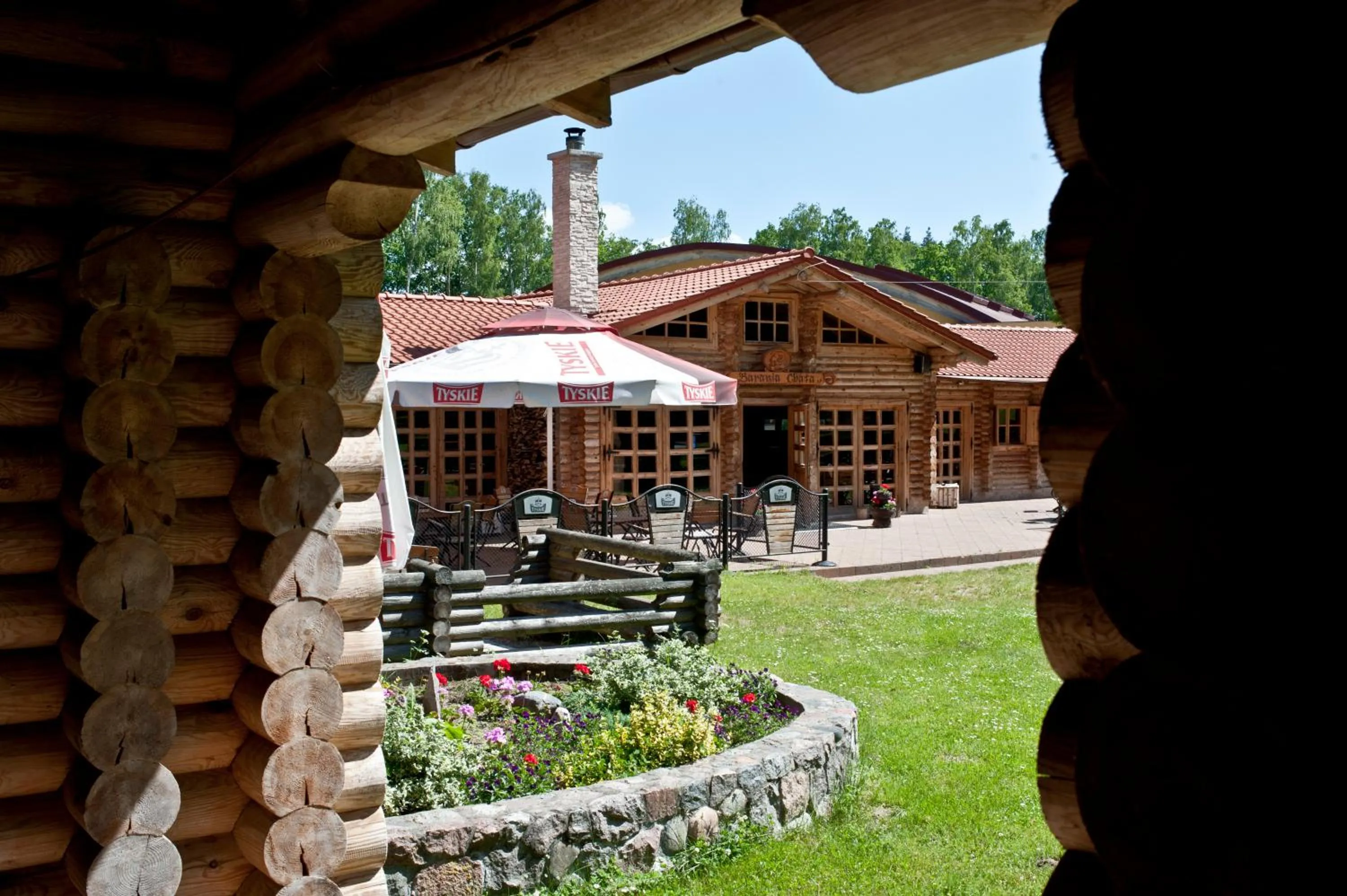 Restaurant/places to eat in Hotel Venus