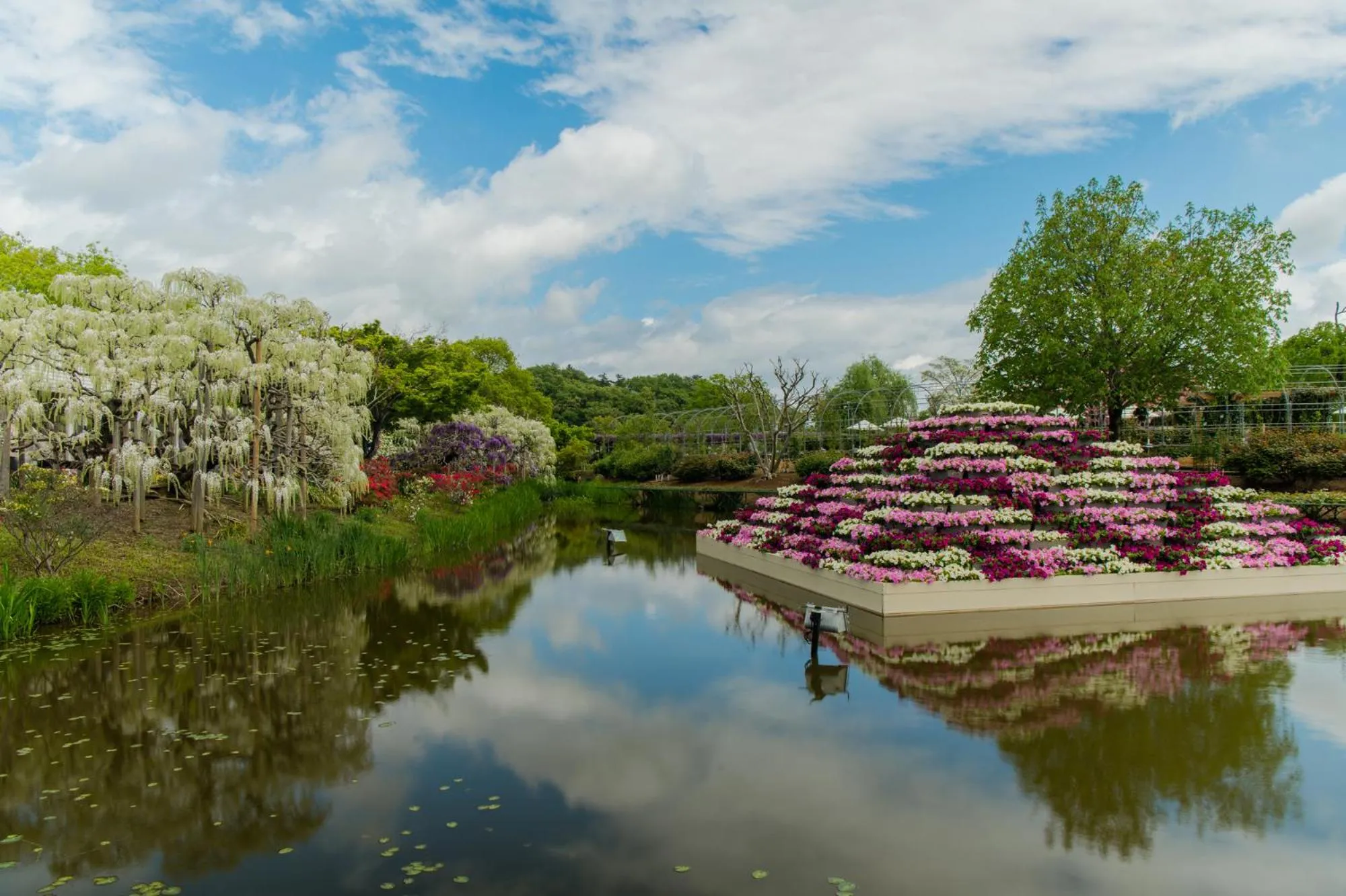 Nearby landmark in Tabist S hyde Park Koga Station