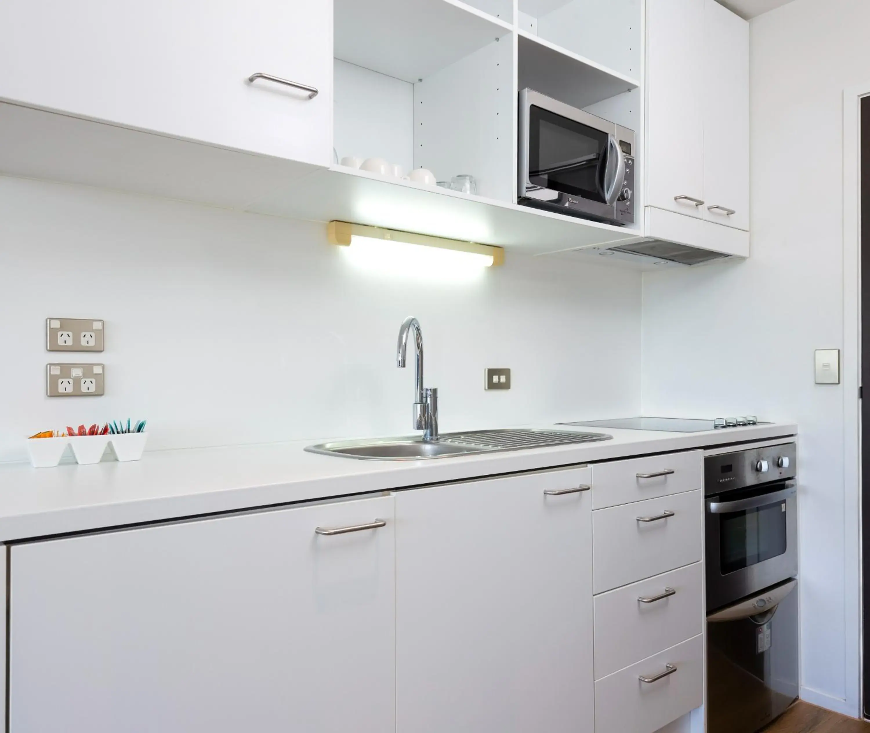 Auckland Harbour Suites Auckland Harbour Suites