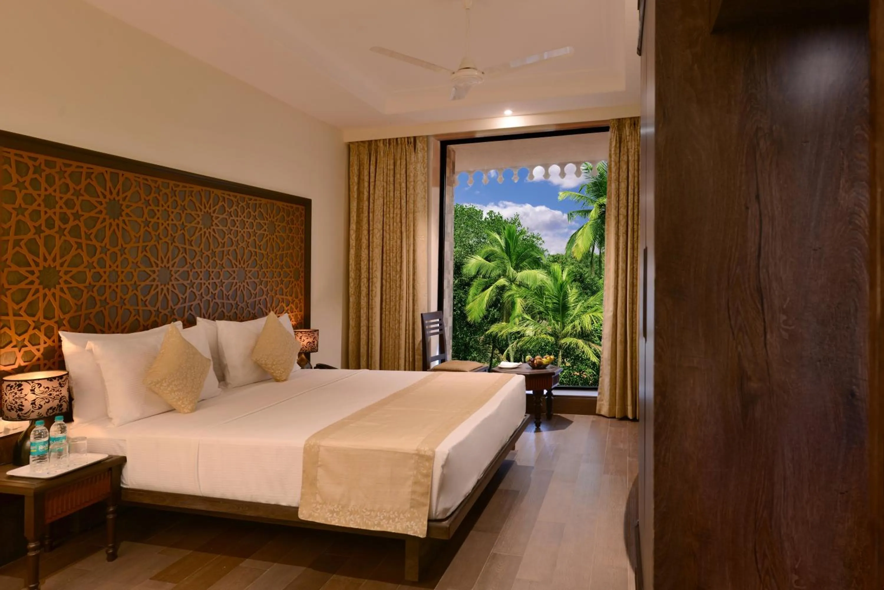 Bedroom, Bed in Rio Boutique