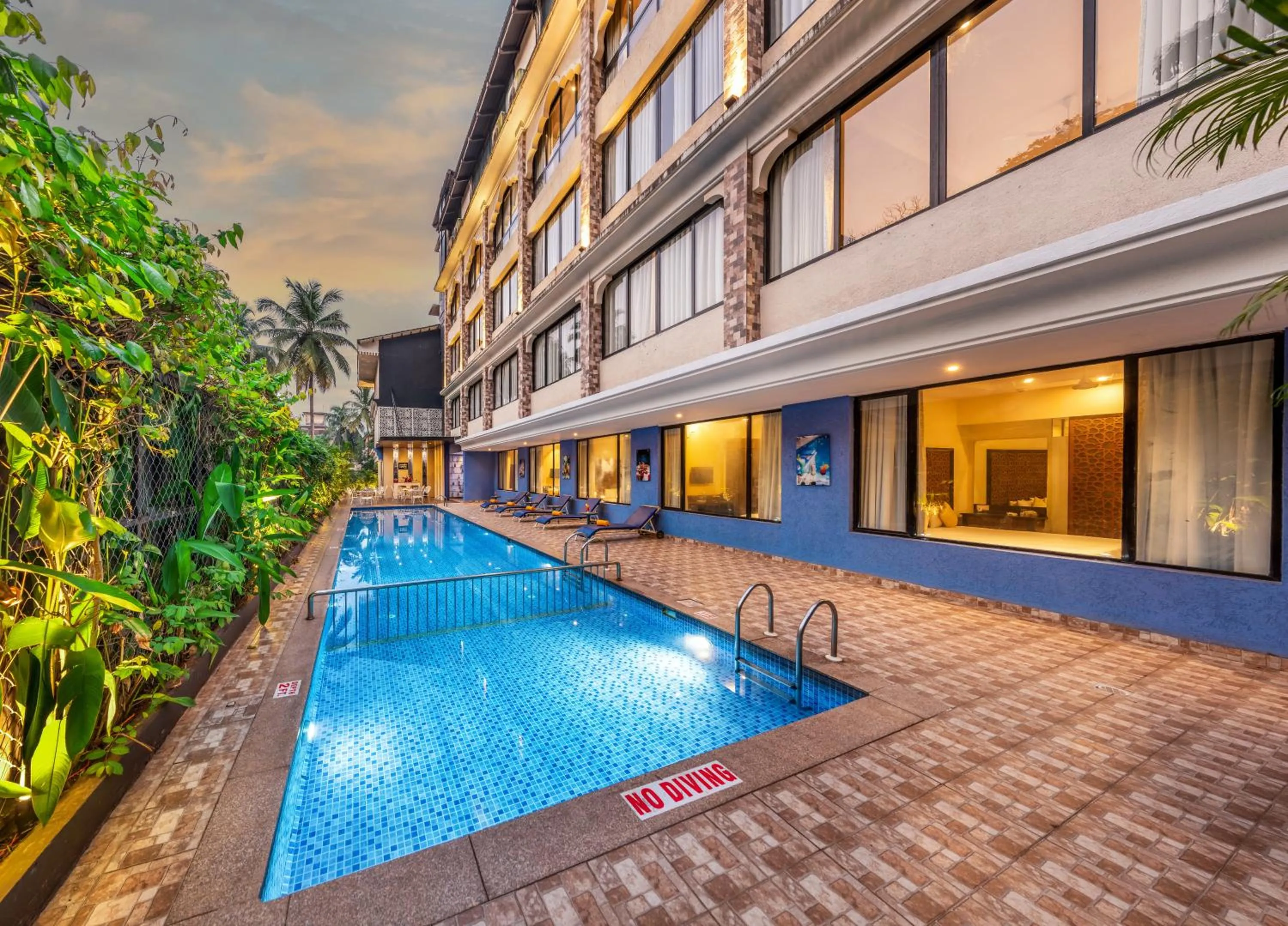 Pool view in Rio Boutique