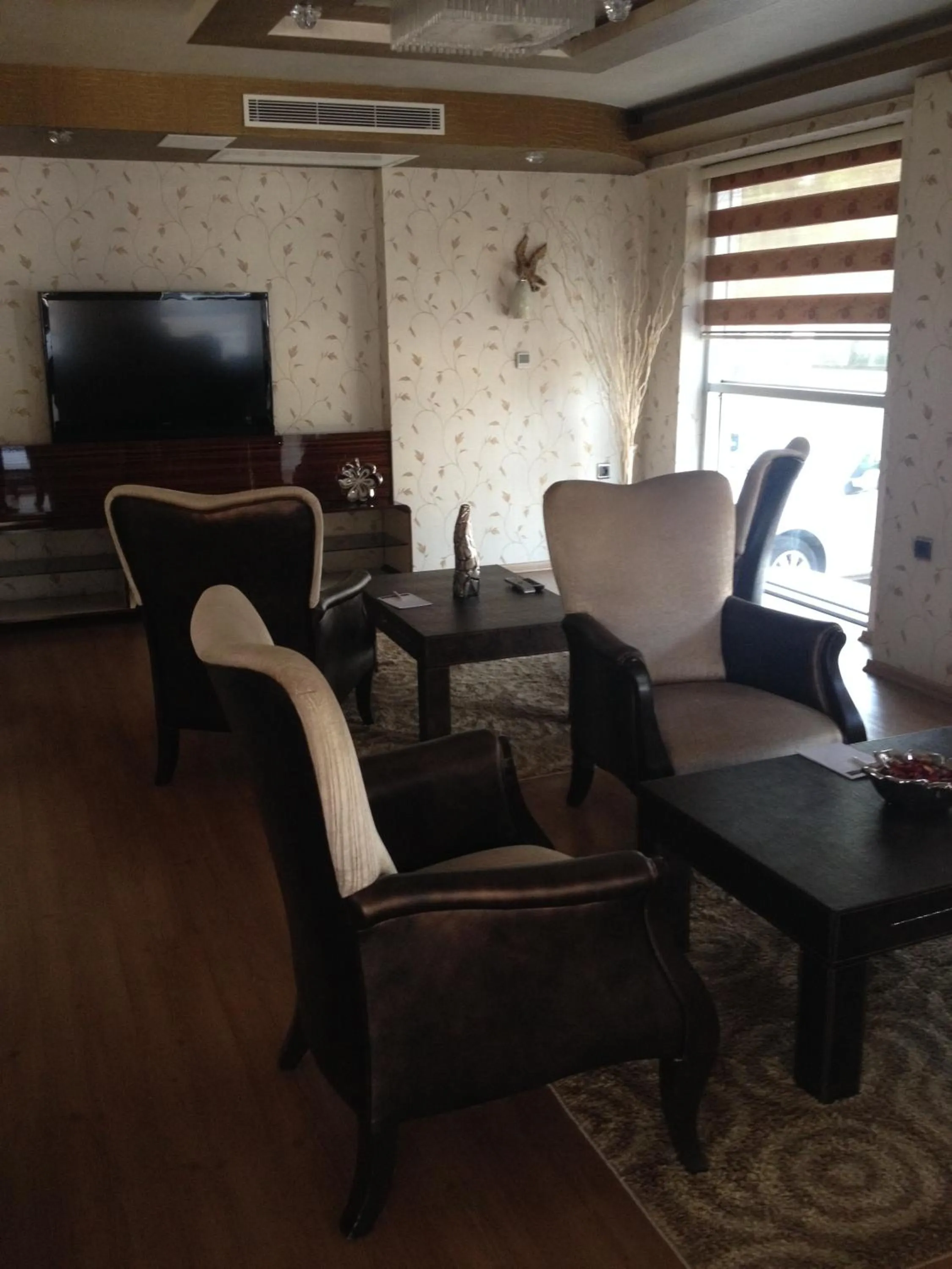 Day in My Liva Hotel