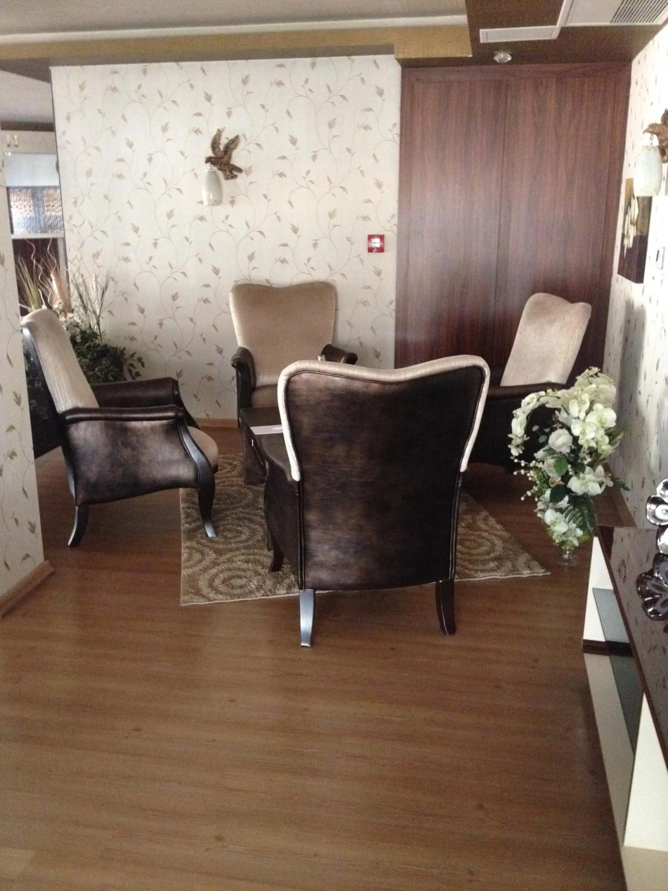 Family in My Liva Hotel