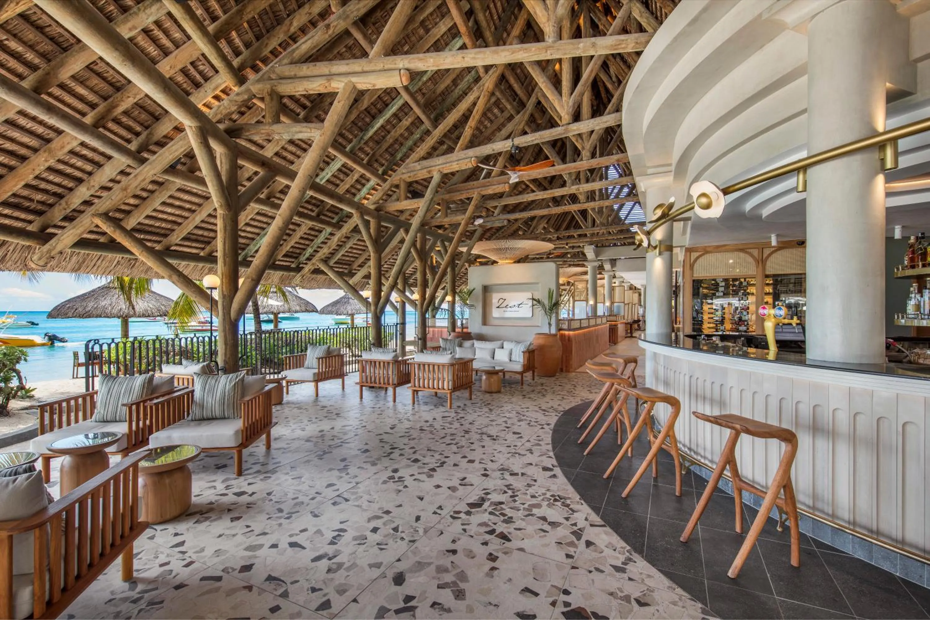 Restaurant/places to eat in Paradis Beachcomber Golf Resort & Spa