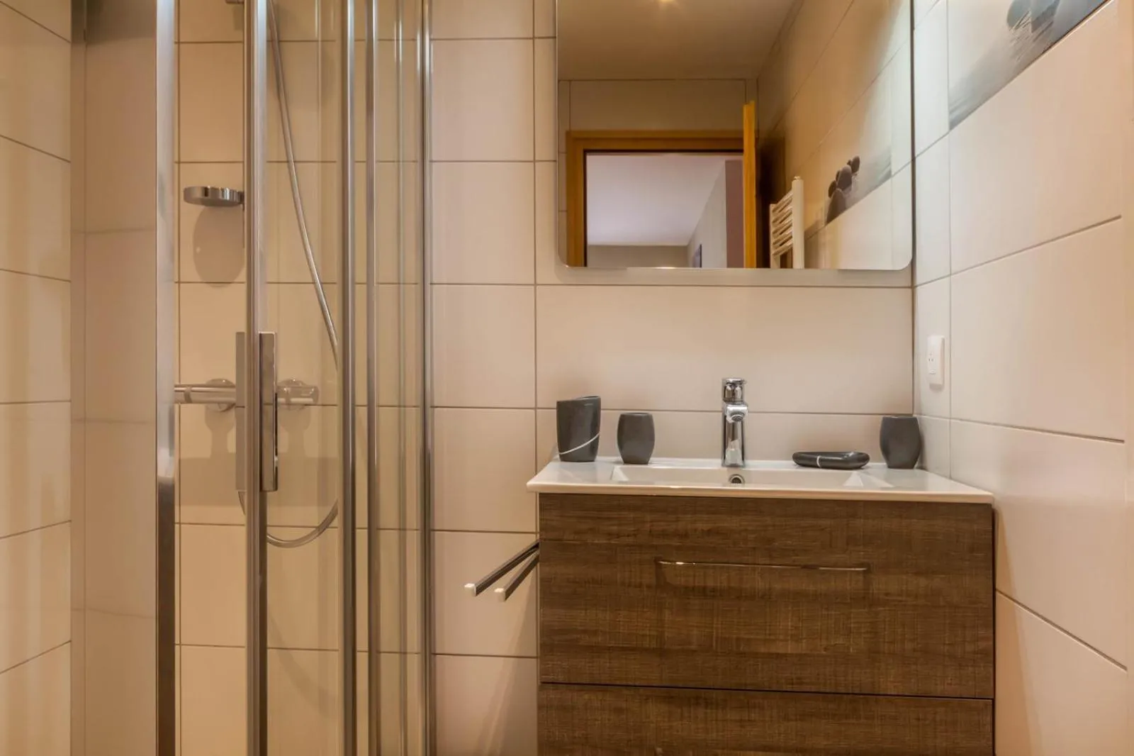 Shower in La Ruche
