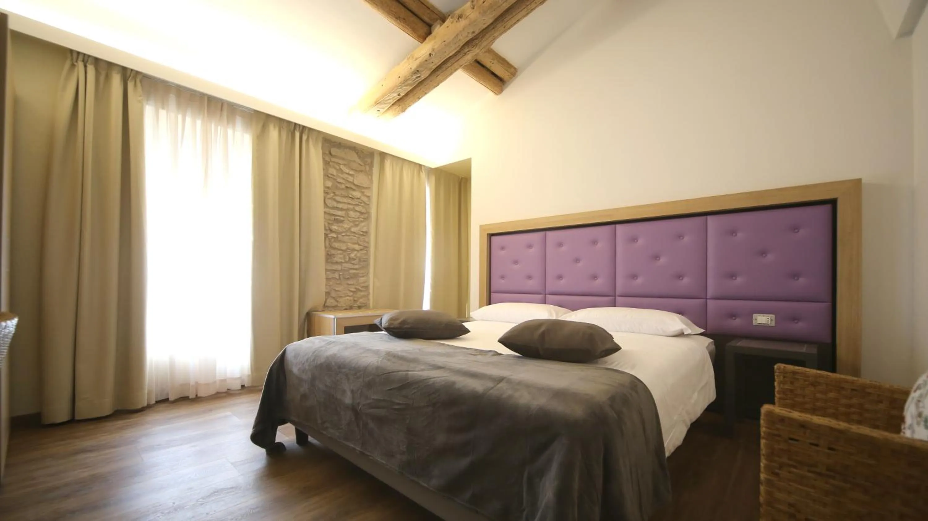 Double Room in Hotel Corona