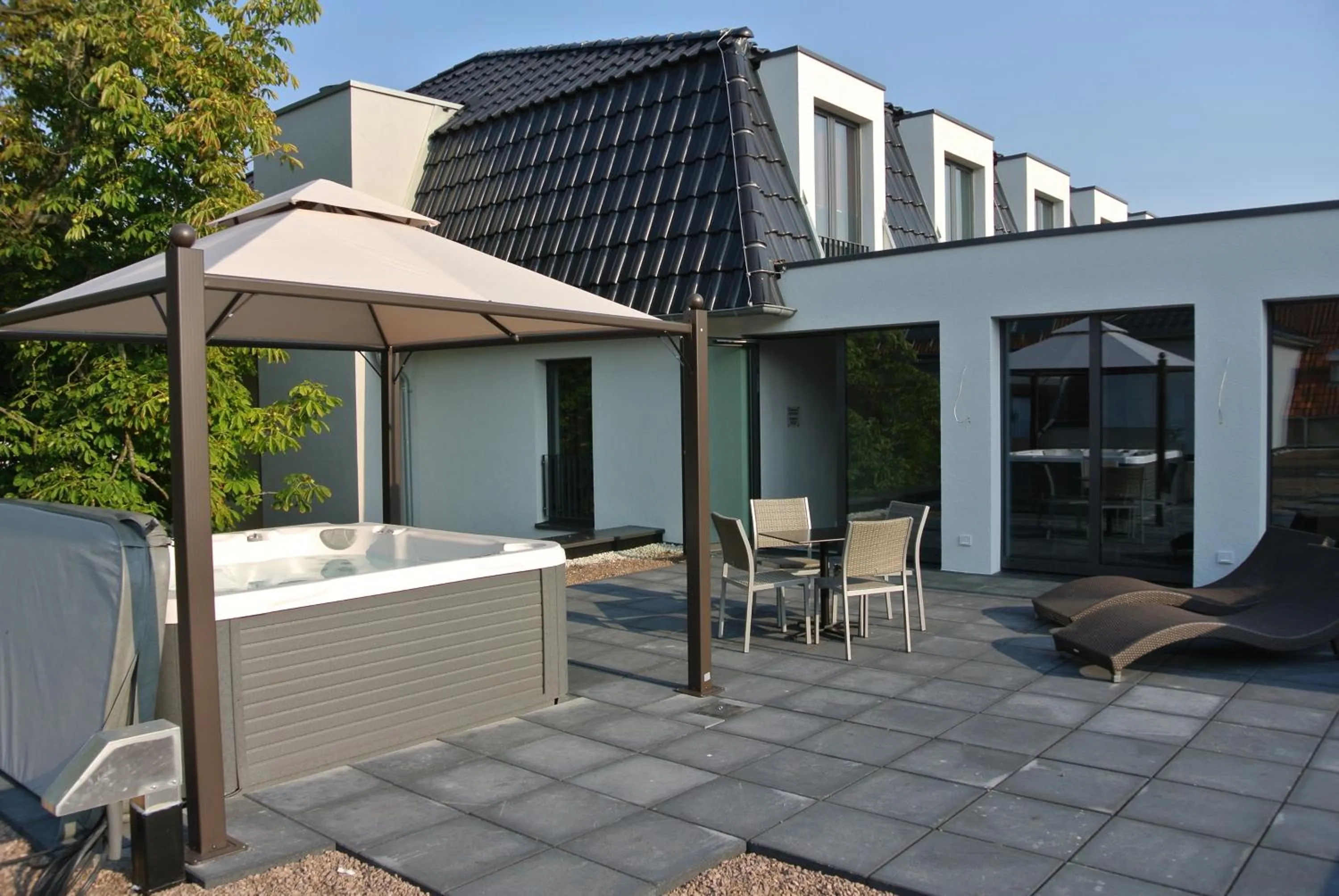 Facade/entrance in Hotel zur Krone