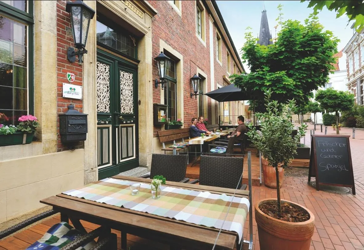 Facade/entrance in Hotel zur Krone