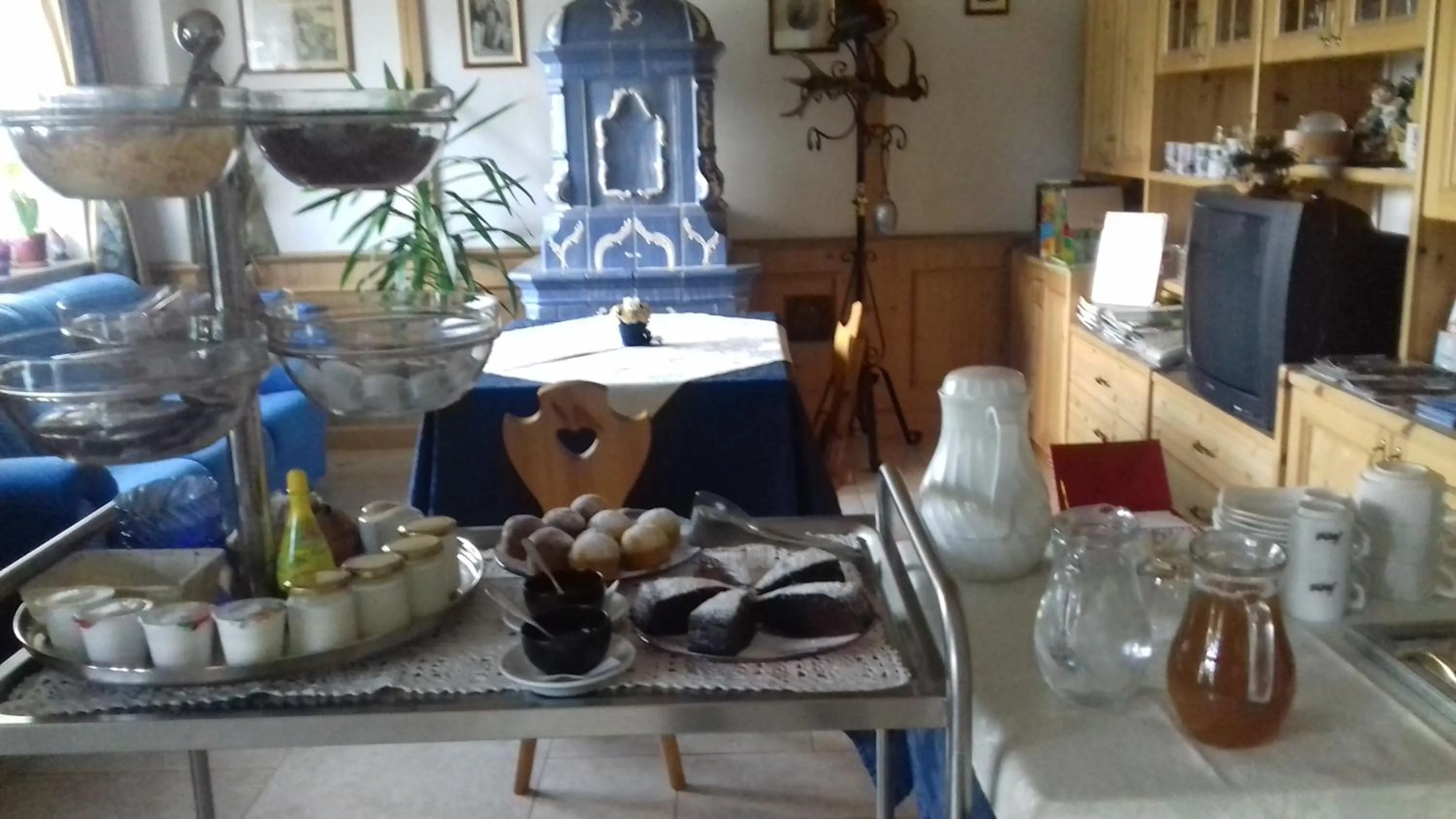 Buffet breakfast in B&B Nido Delle Aquile