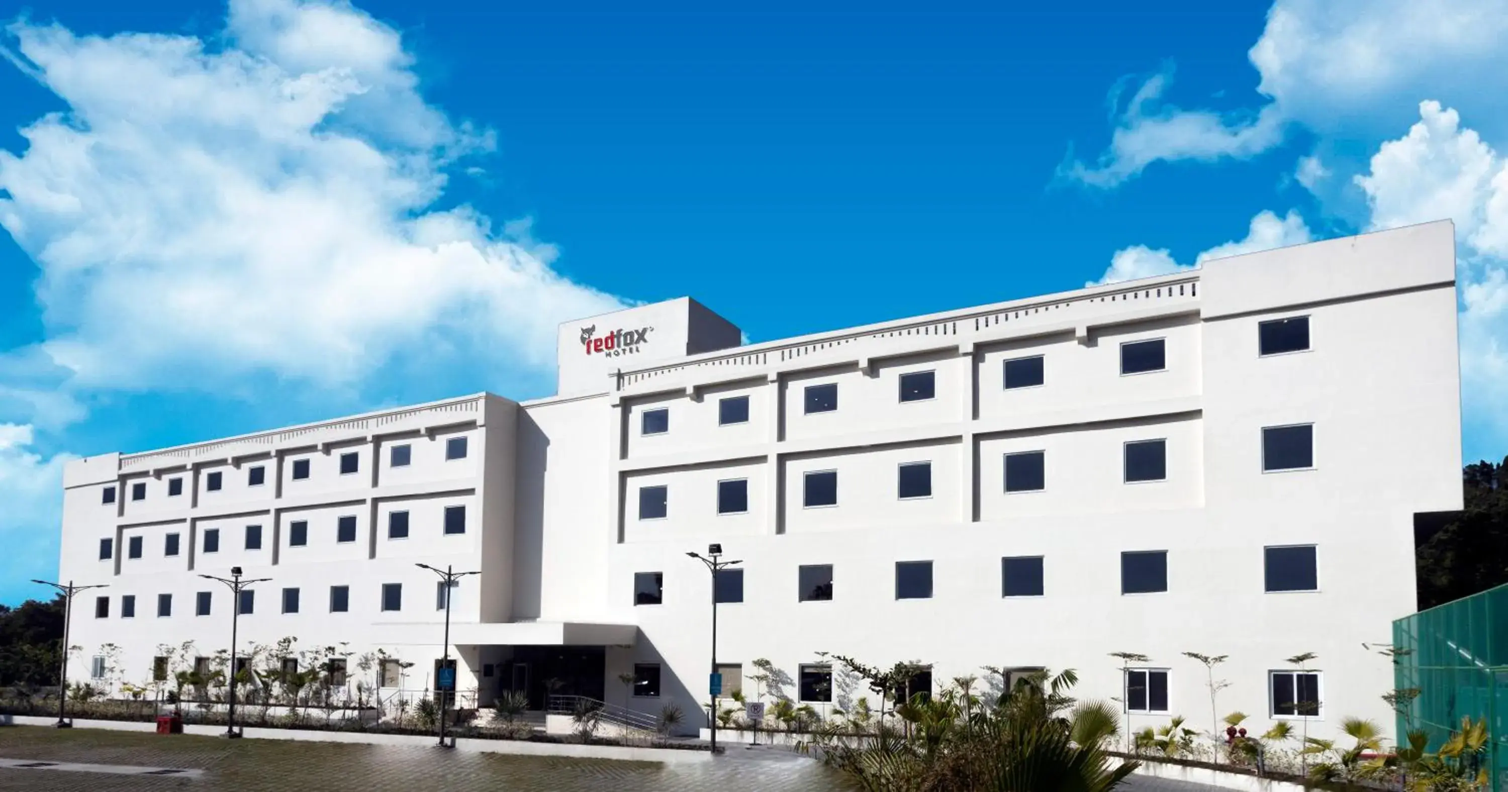 Facade/entrance in Red Fox by Lemon Tree Hotels, Dehradun Facade/entrance in Red Fox by Lemon Tree Hotels, Dehradun