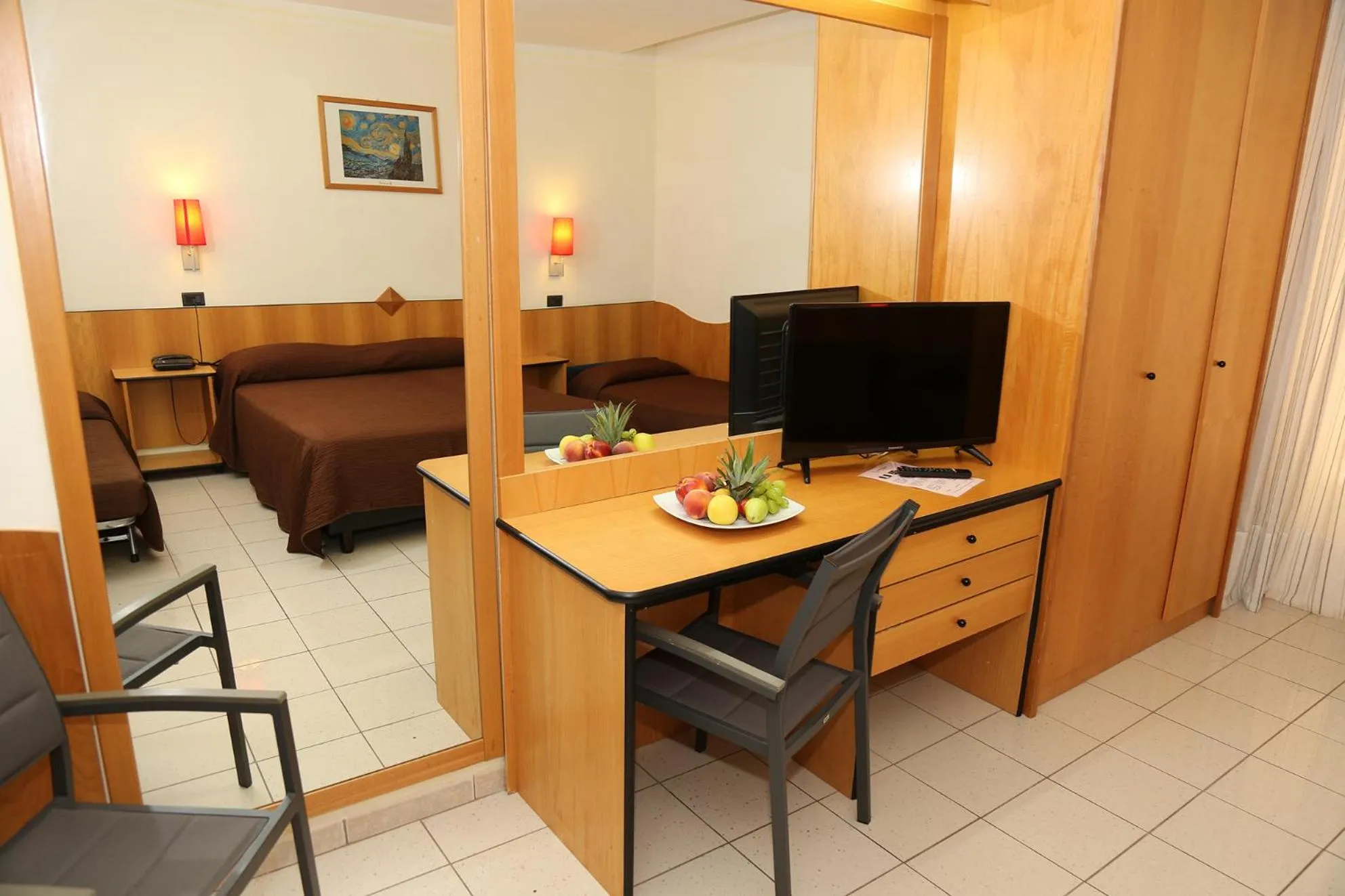 Bed in Hotel Meranda