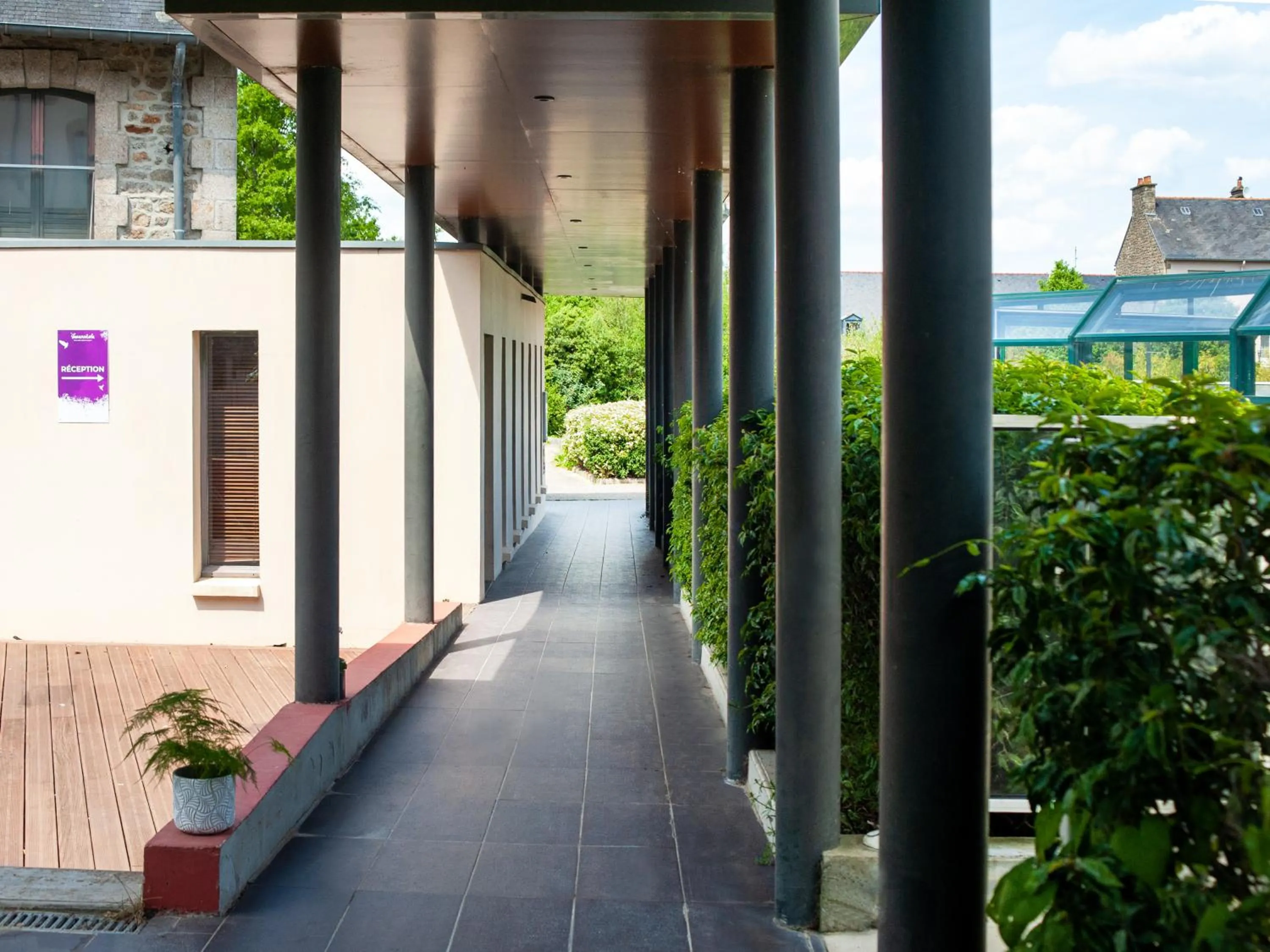 Property building in Résidence Vacancéole - Duguesclin